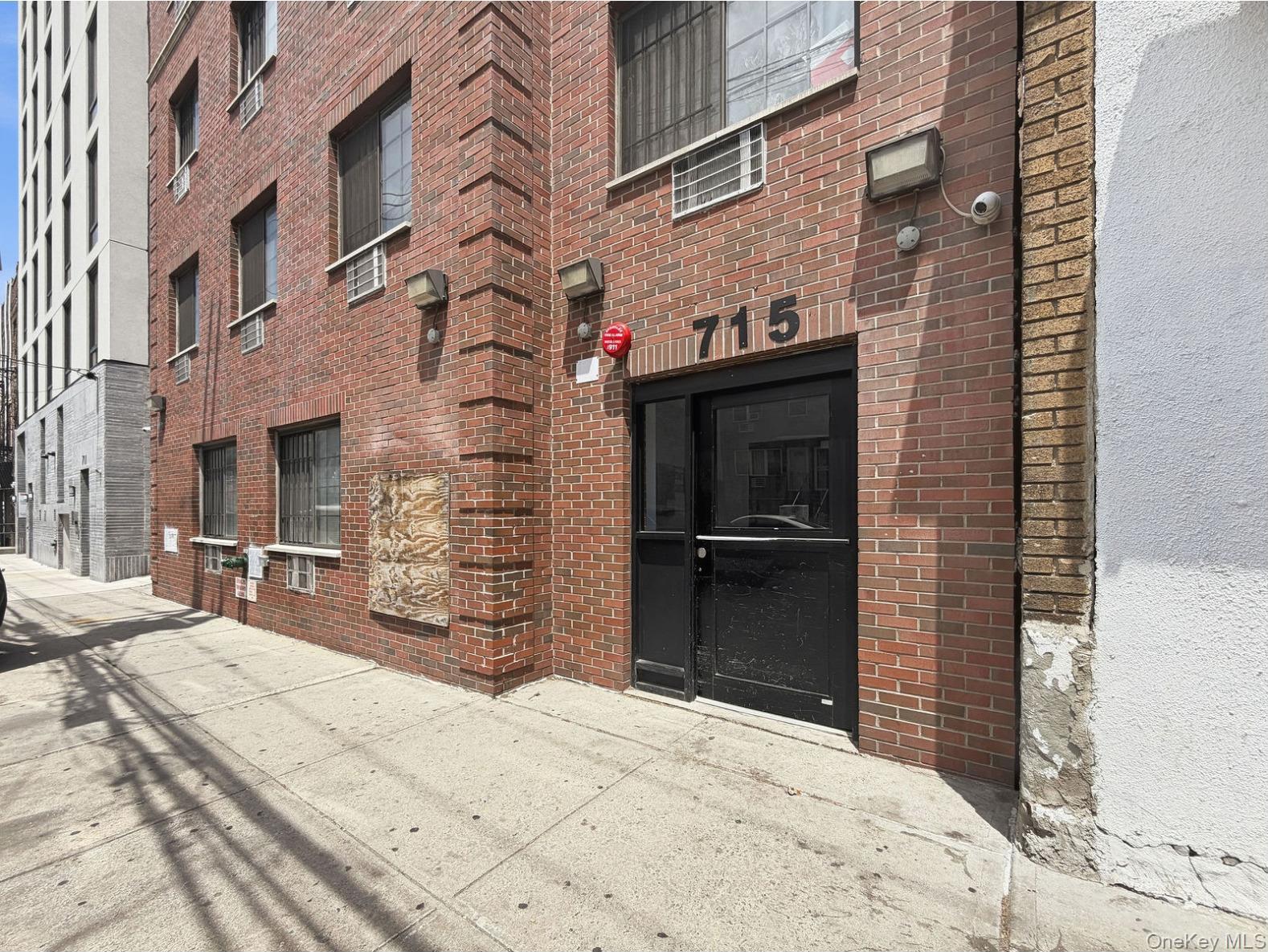 Commercial Sale E 214th Street Bronx, NY 10467, MLS-1047865-2