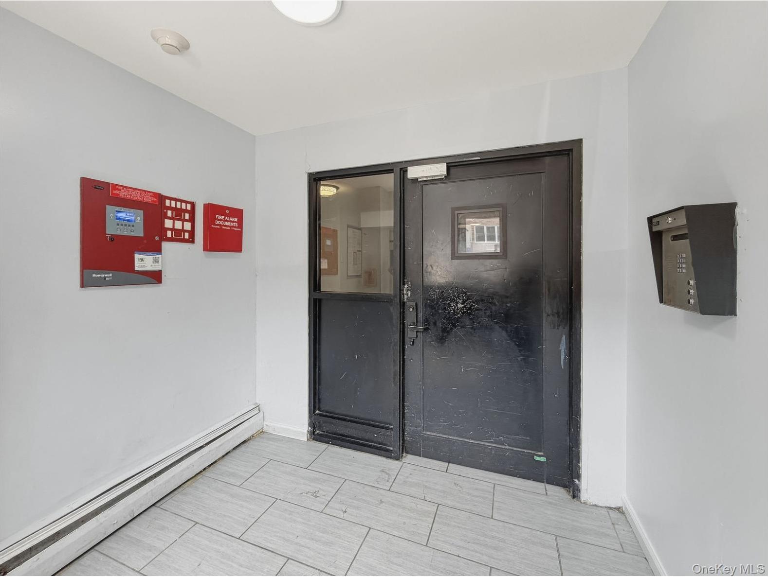 Commercial Sale E 214th Street Bronx, NY 10467, MLS-1047865-4
