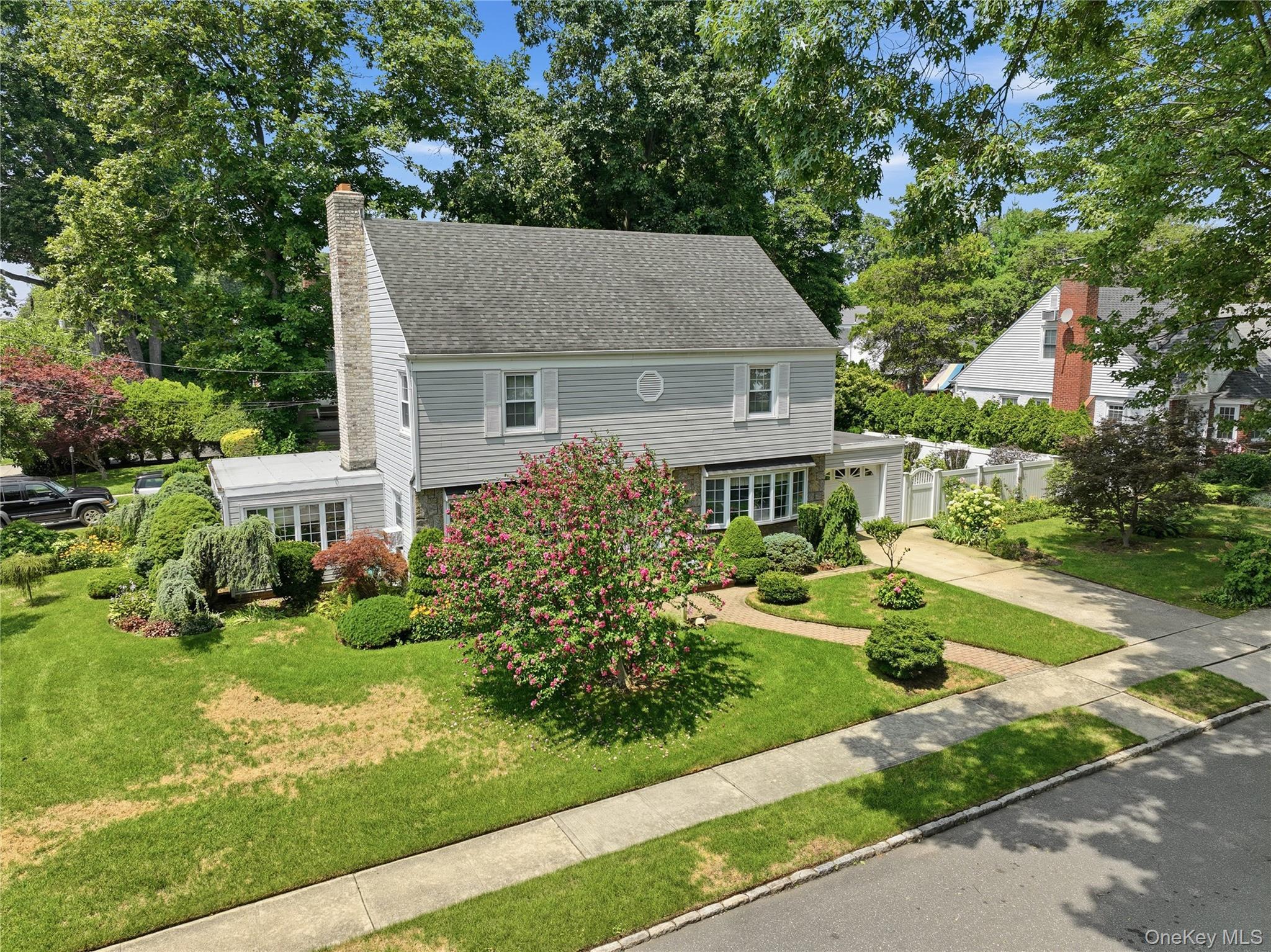 Single Family Beech Court Nassau County, NY 11565, MLS-1047866-12