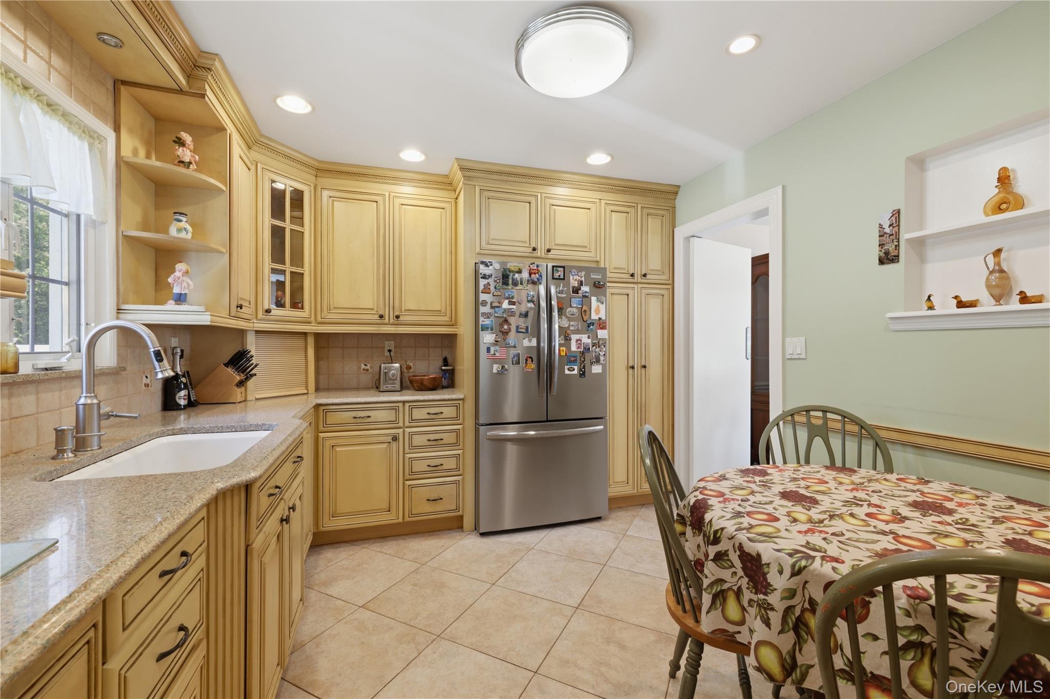 Single Family Beech Court Nassau County, NY 11565, MLS-1047866-7