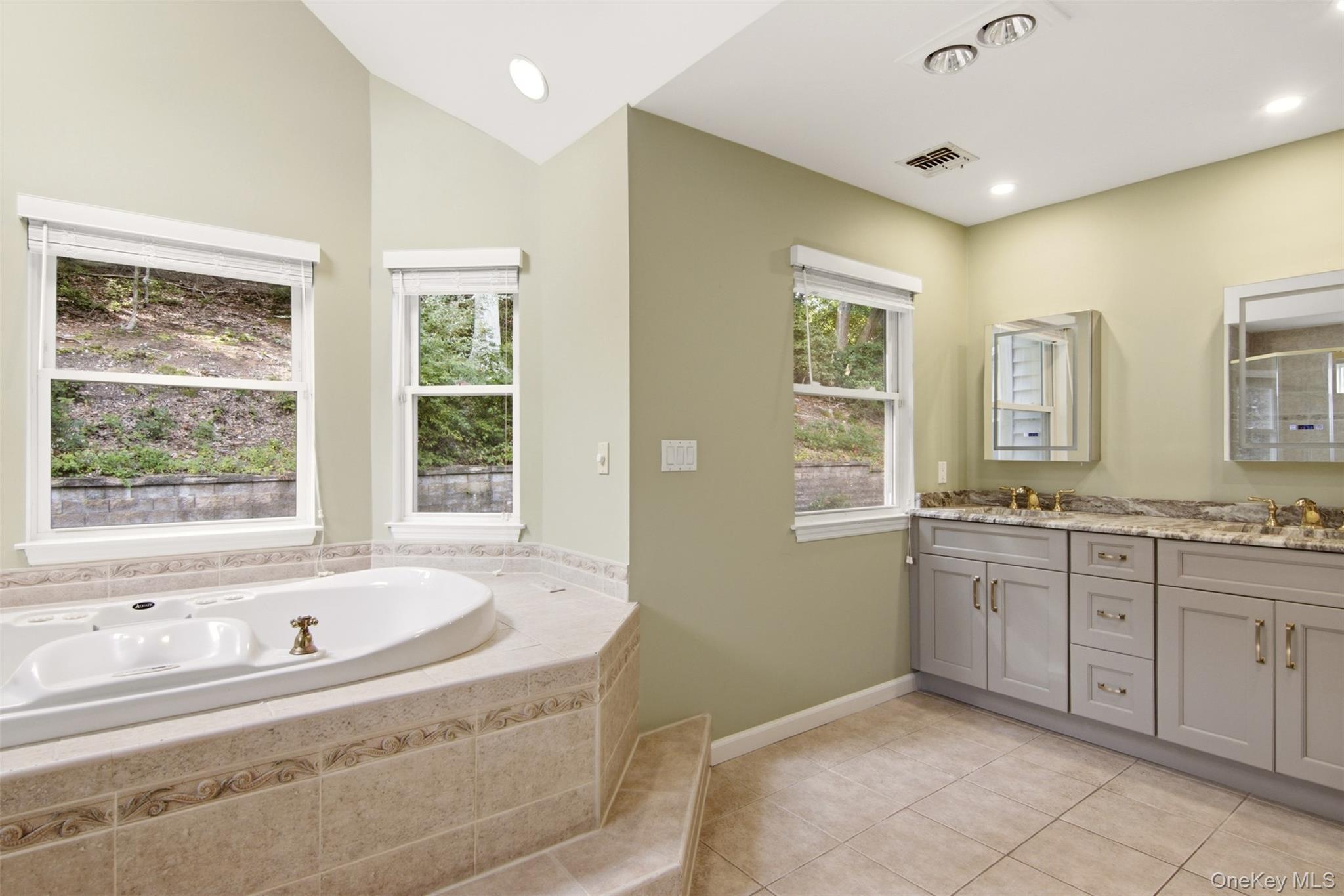 Single Family Beach Plum Drive Suffolk County, NY 11721, MLS-1047872-33
