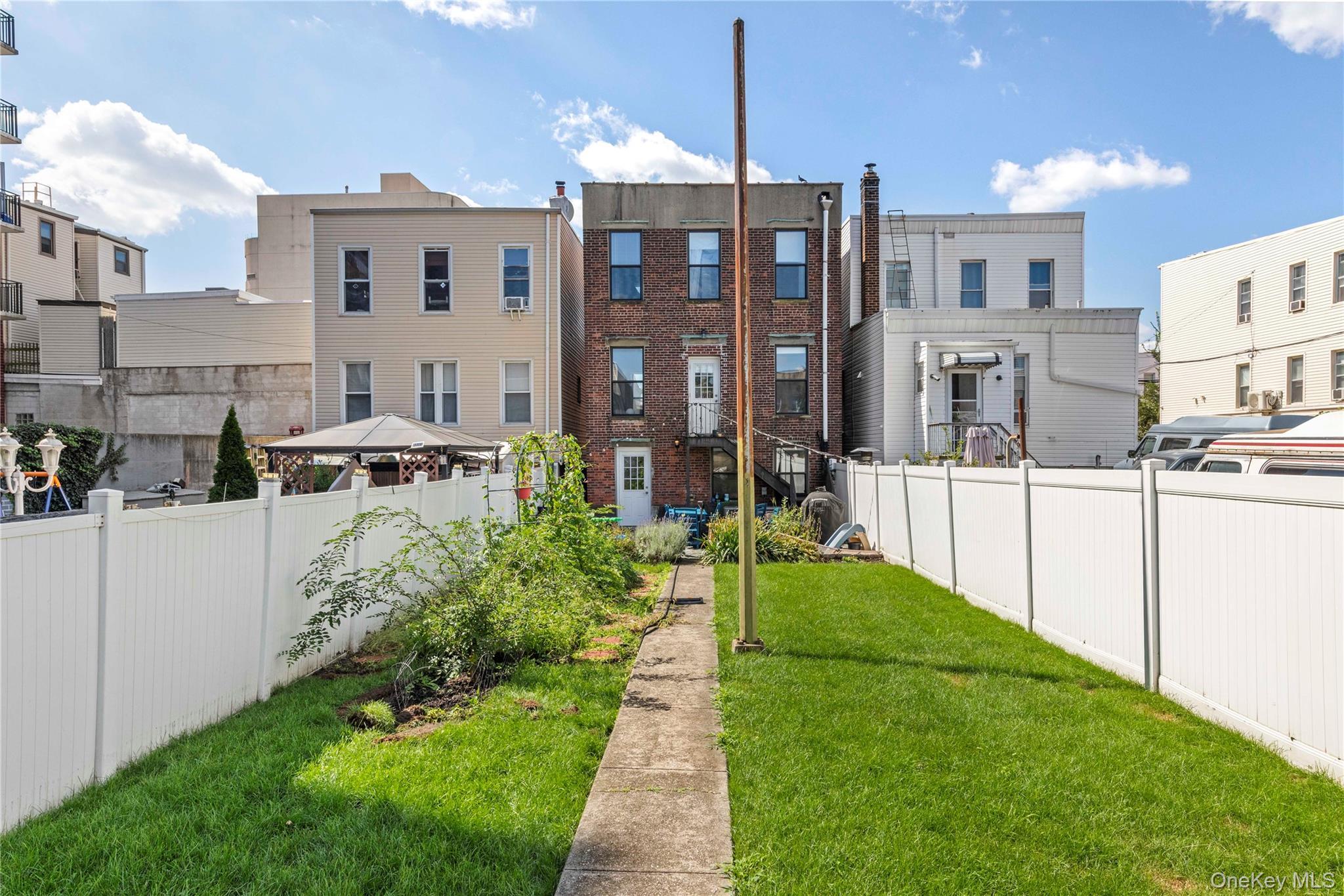 Single Family 30th Drive  Queens, NY 11102, MLS-1047874-18