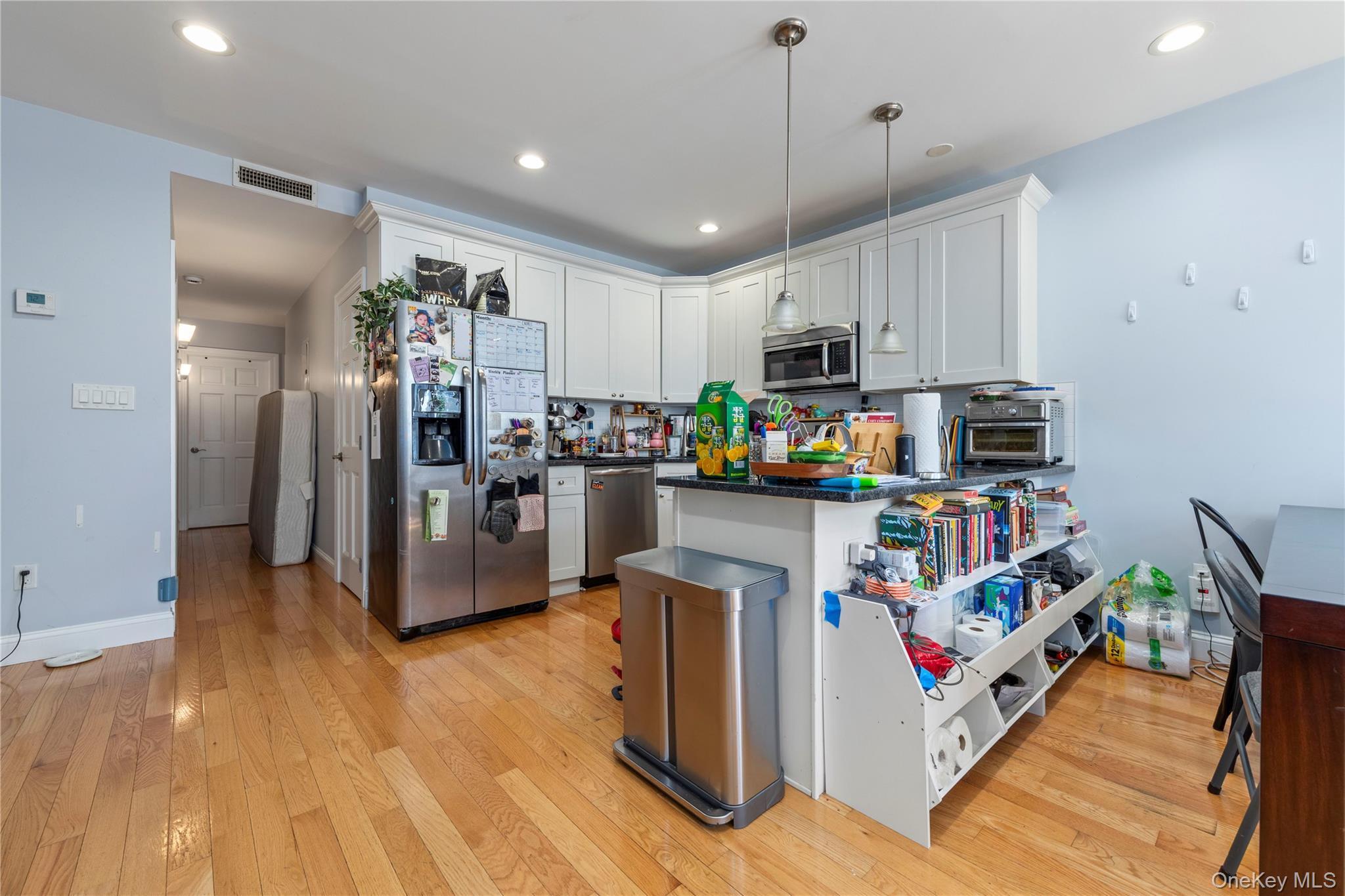 Single Family 30th Drive  Queens, NY 11102, MLS-1047874-2