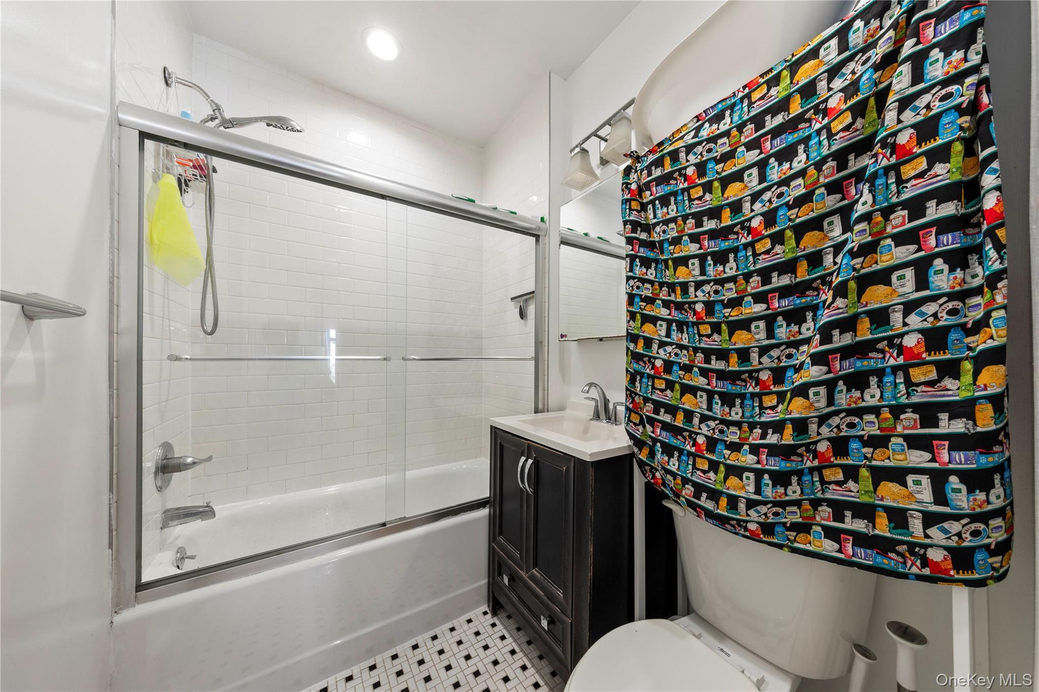 Single Family 30th Drive  Queens, NY 11102, MLS-1047874-26