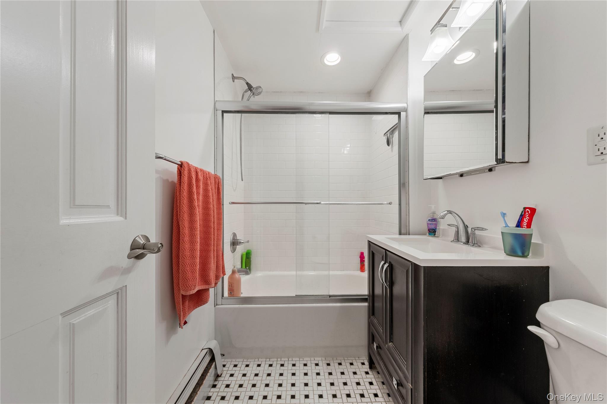 Single Family 30th Drive  Queens, NY 11102, MLS-1047874-5