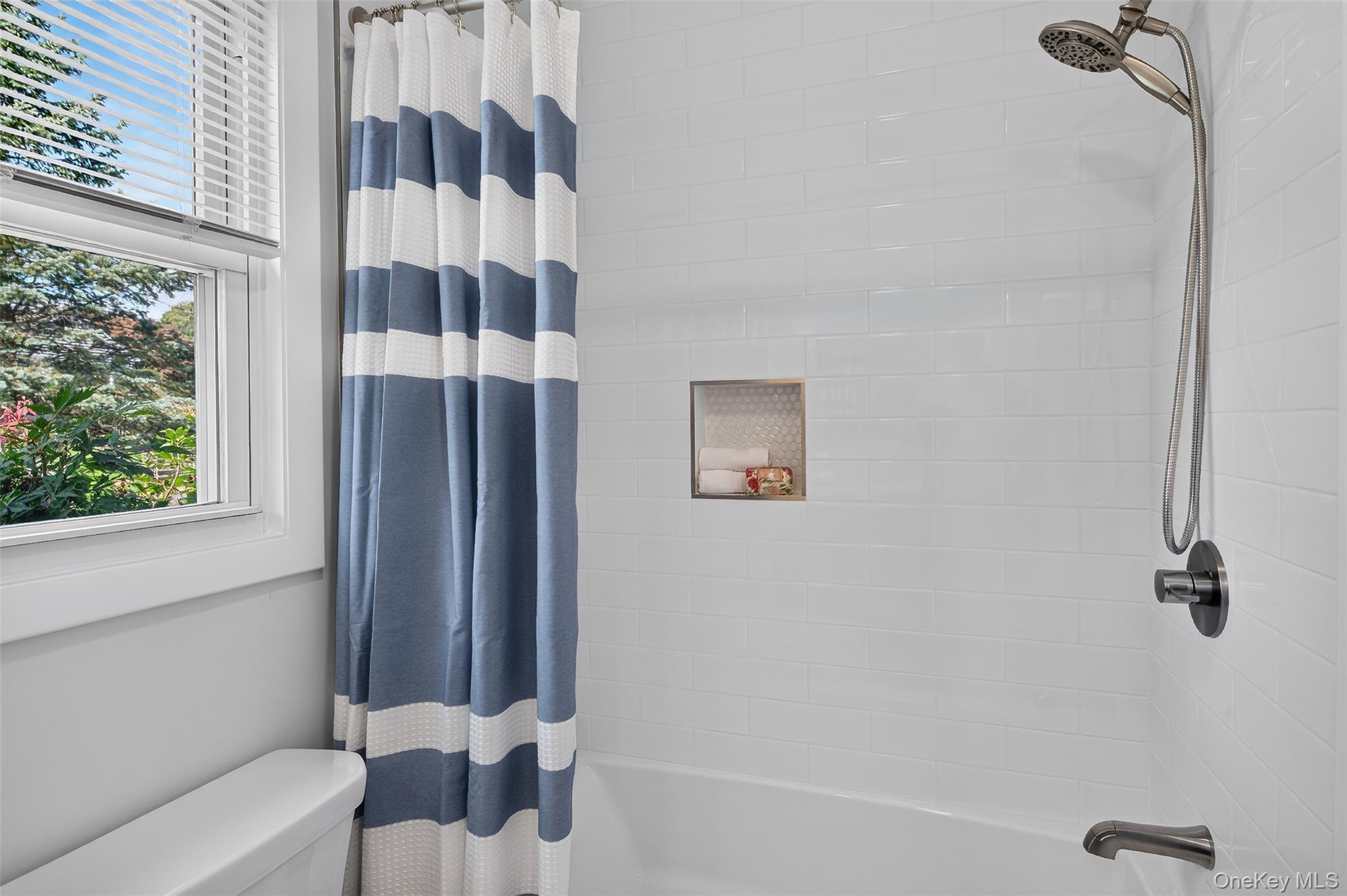Single Family Anpell Drive Westchester County, NY 10583, MLS-1047895-26