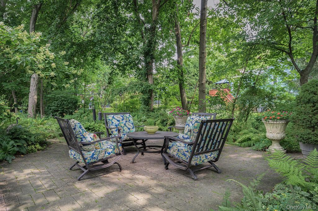 Single Family Anpell Drive Westchester County, NY 10583, MLS-1047895-39