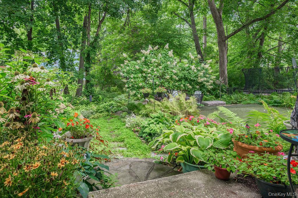 Single Family Anpell Drive Westchester County, NY 10583, MLS-1047895-40