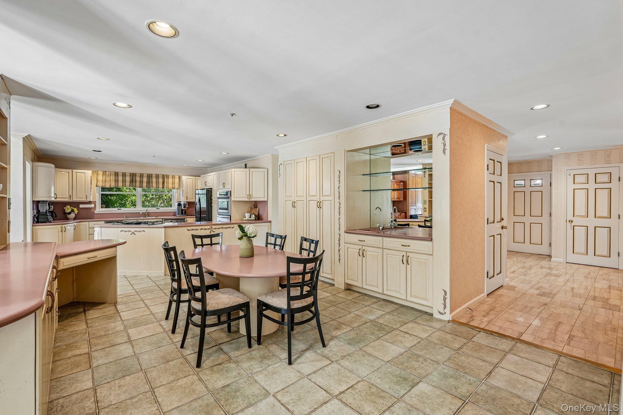 Single Family Westchester View Lane  Westchester County, NY 10607, MLS-1047906-18