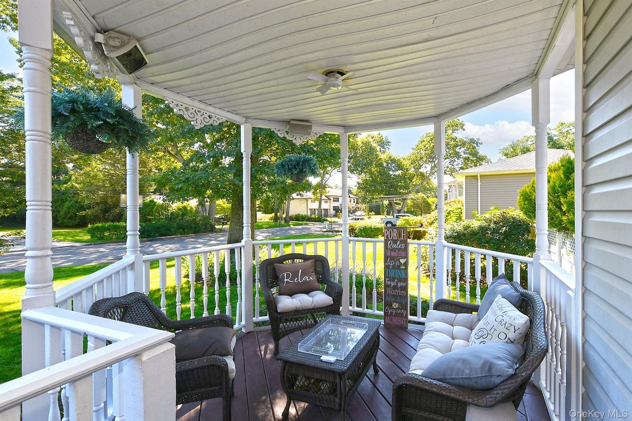 Single Family Ona Avenue Suffolk County, NY 11746, MLS-1047921-4
