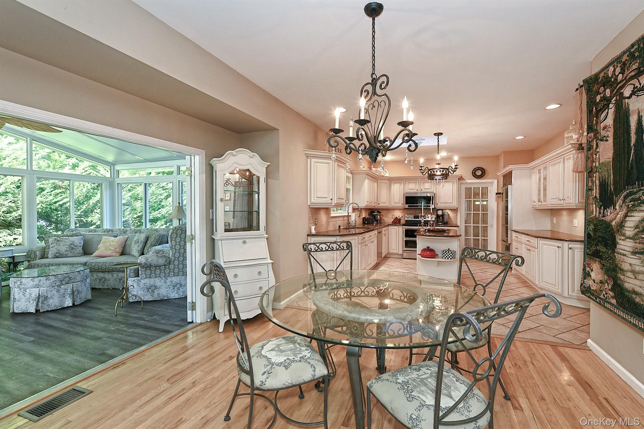 Single Family Ona Avenue Suffolk County, NY 11746, MLS-1047921-8