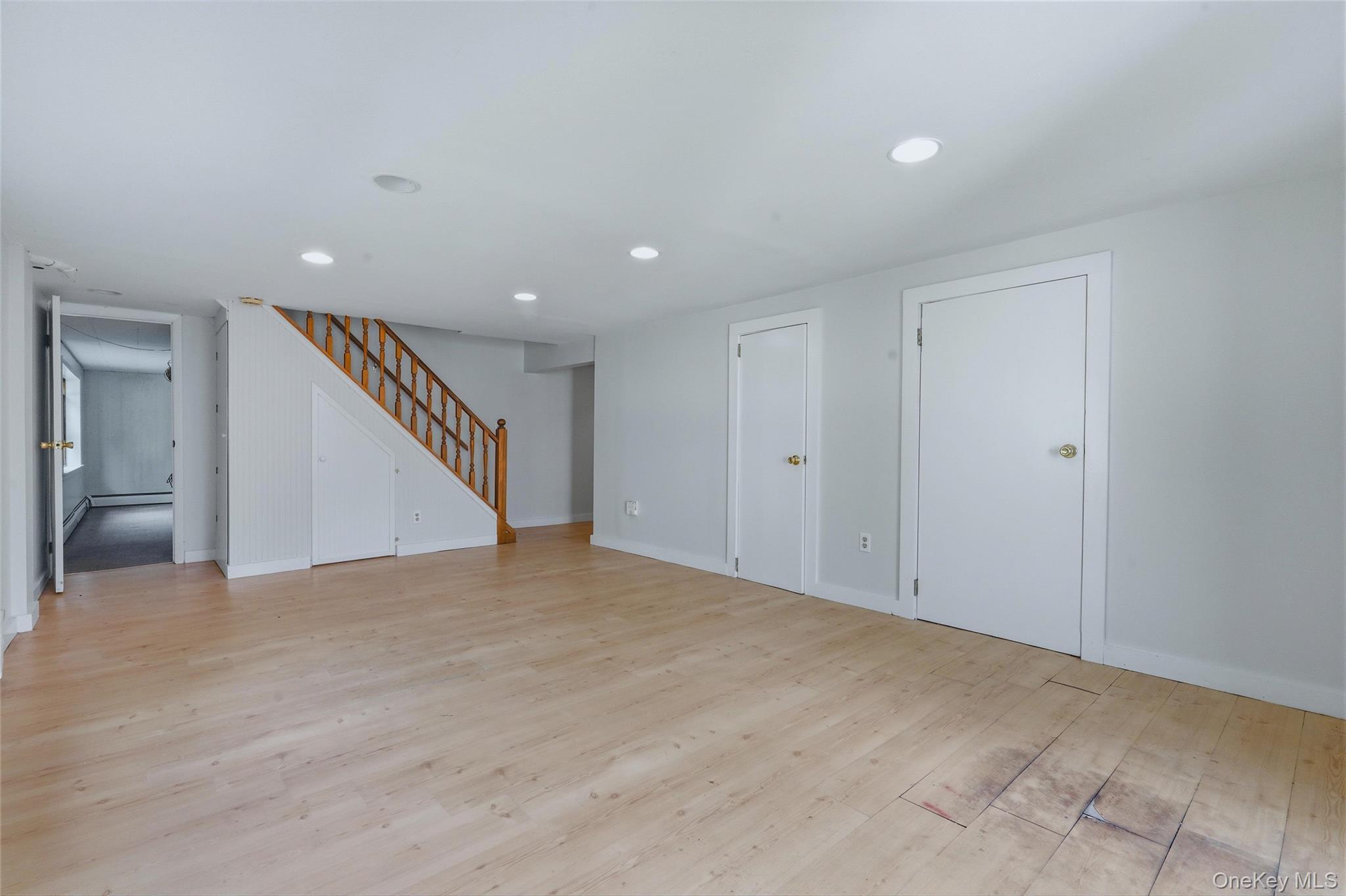 Single Family Lakeview Terrace Ulster County, NY 12401, MLS-1047934-15
