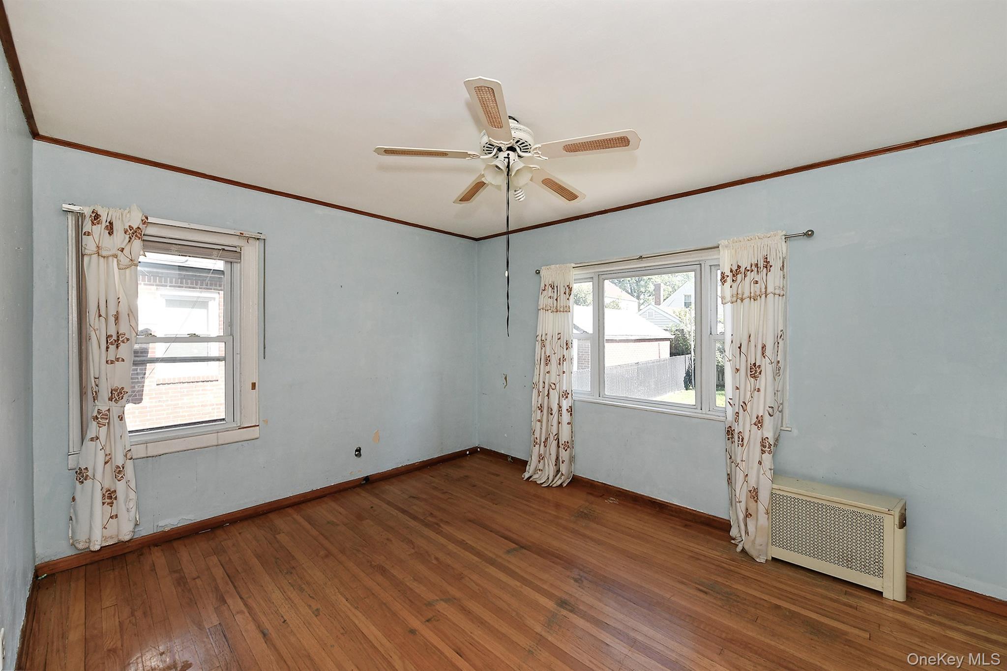 Single Family Hull Avenue Nassau County, NY 11040, MLS-1047936-18