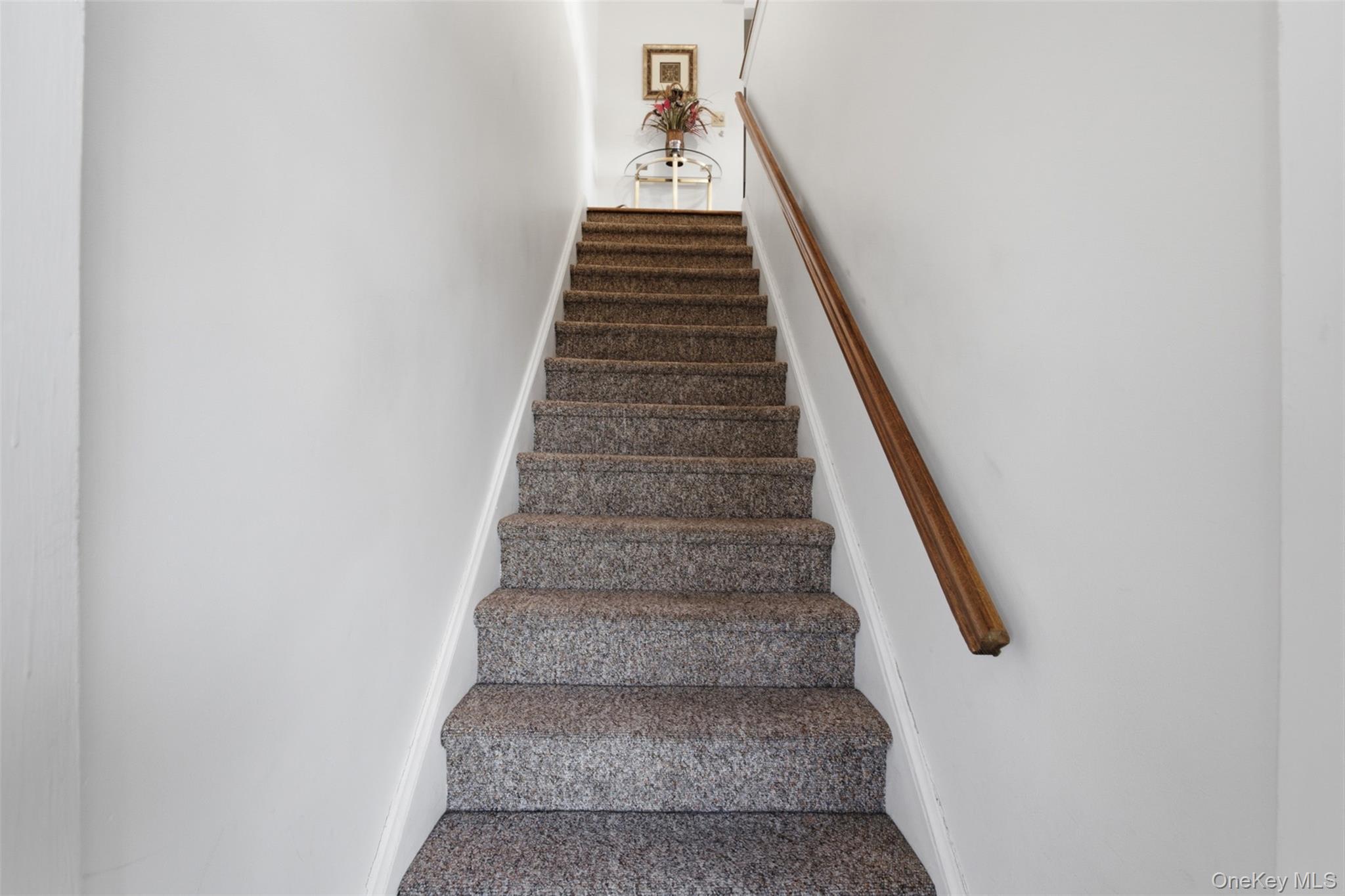 Single Family Astor Avenue Bronx, NY 10469, MLS-1047949-23