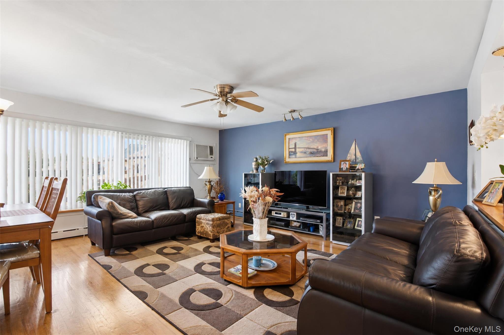 Single Family Astor Avenue Bronx, NY 10469, MLS-1047949-26