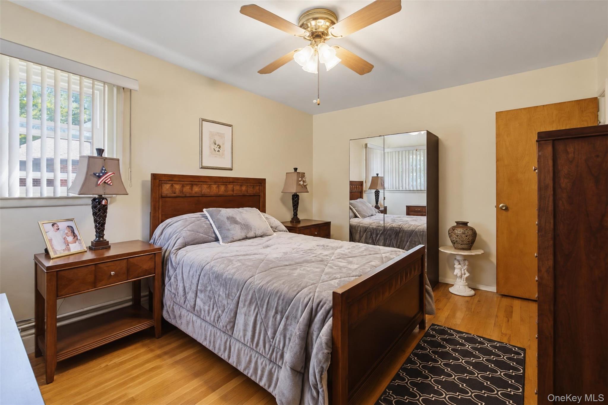 Single Family Astor Avenue Bronx, NY 10469, MLS-1047949-29