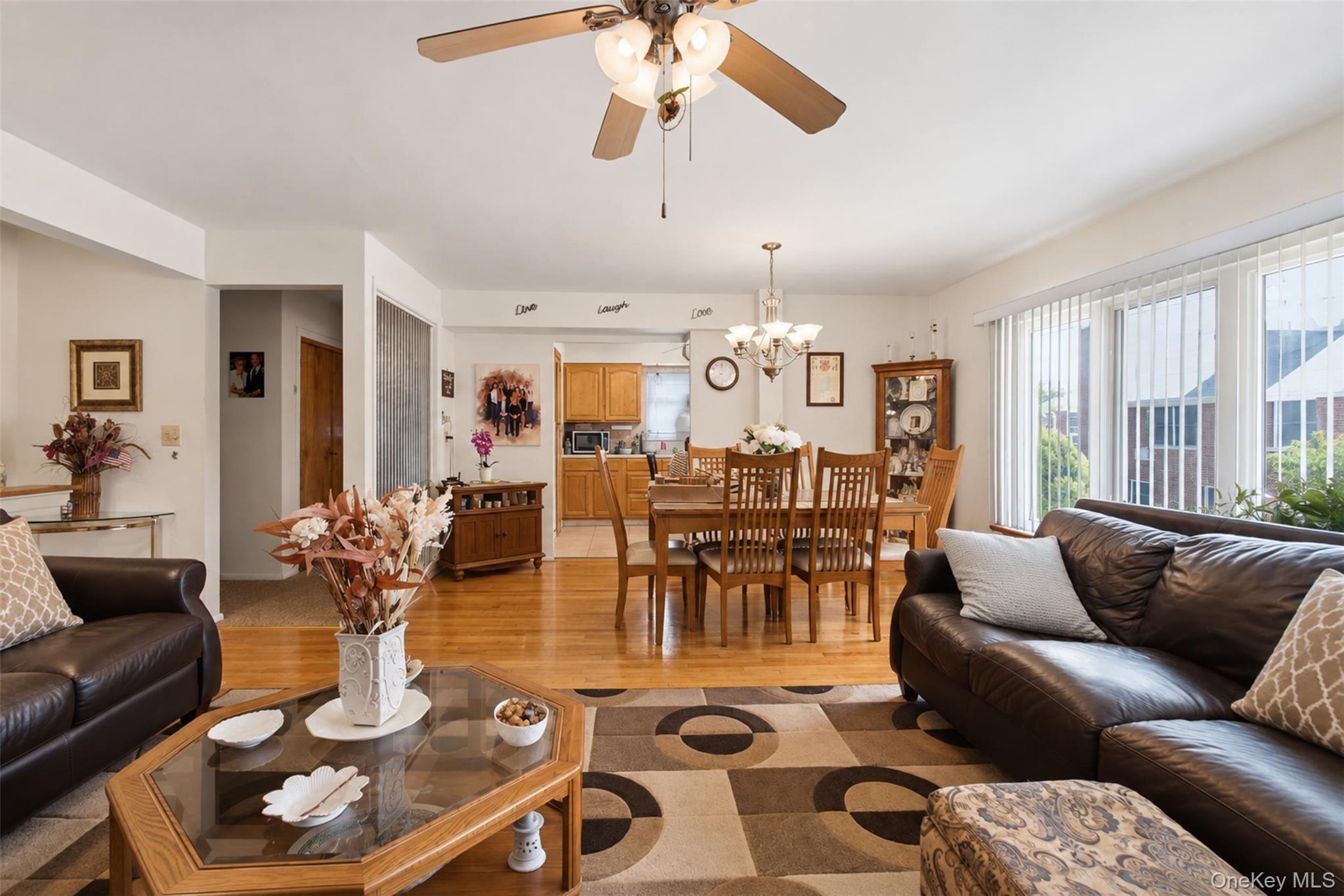 Single Family Astor Avenue Bronx, NY 10469, MLS-1047949-3
