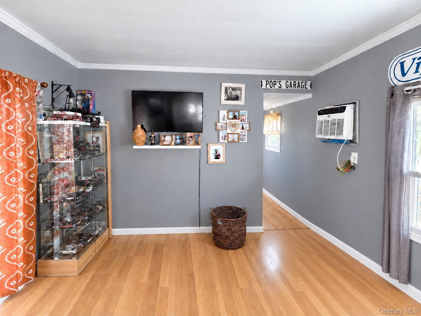 Single Family Buttercup Drive Suffolk County, NY 11716, MLS-1047953-6