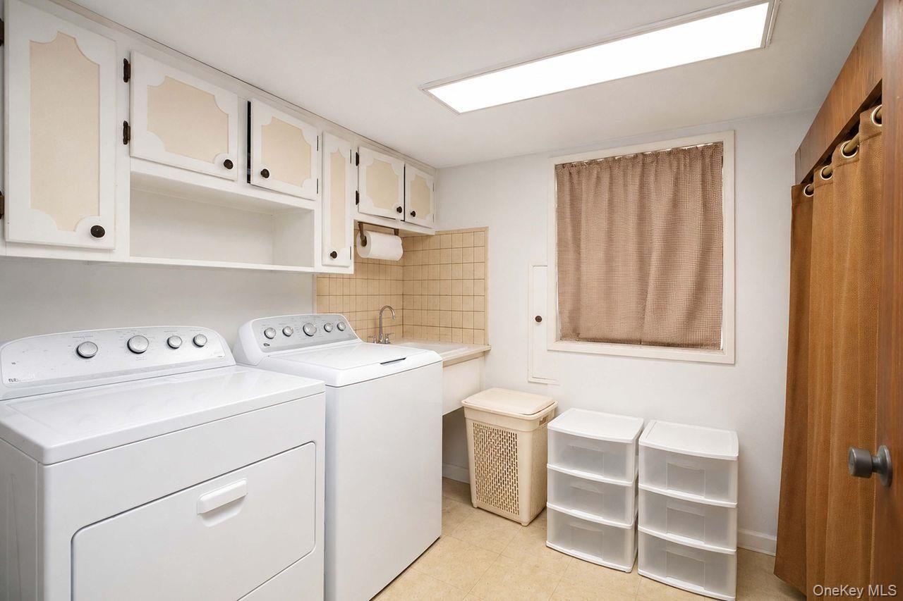 Single Family Bay Ridge Avenue  Brooklyn, NY 11204, MLS-1047957-17