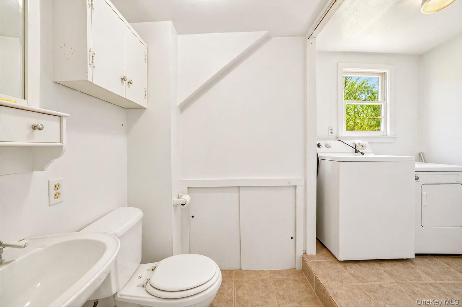 Single Family Jacob Road Westchester County, NY 10567, MLS-1047972-10