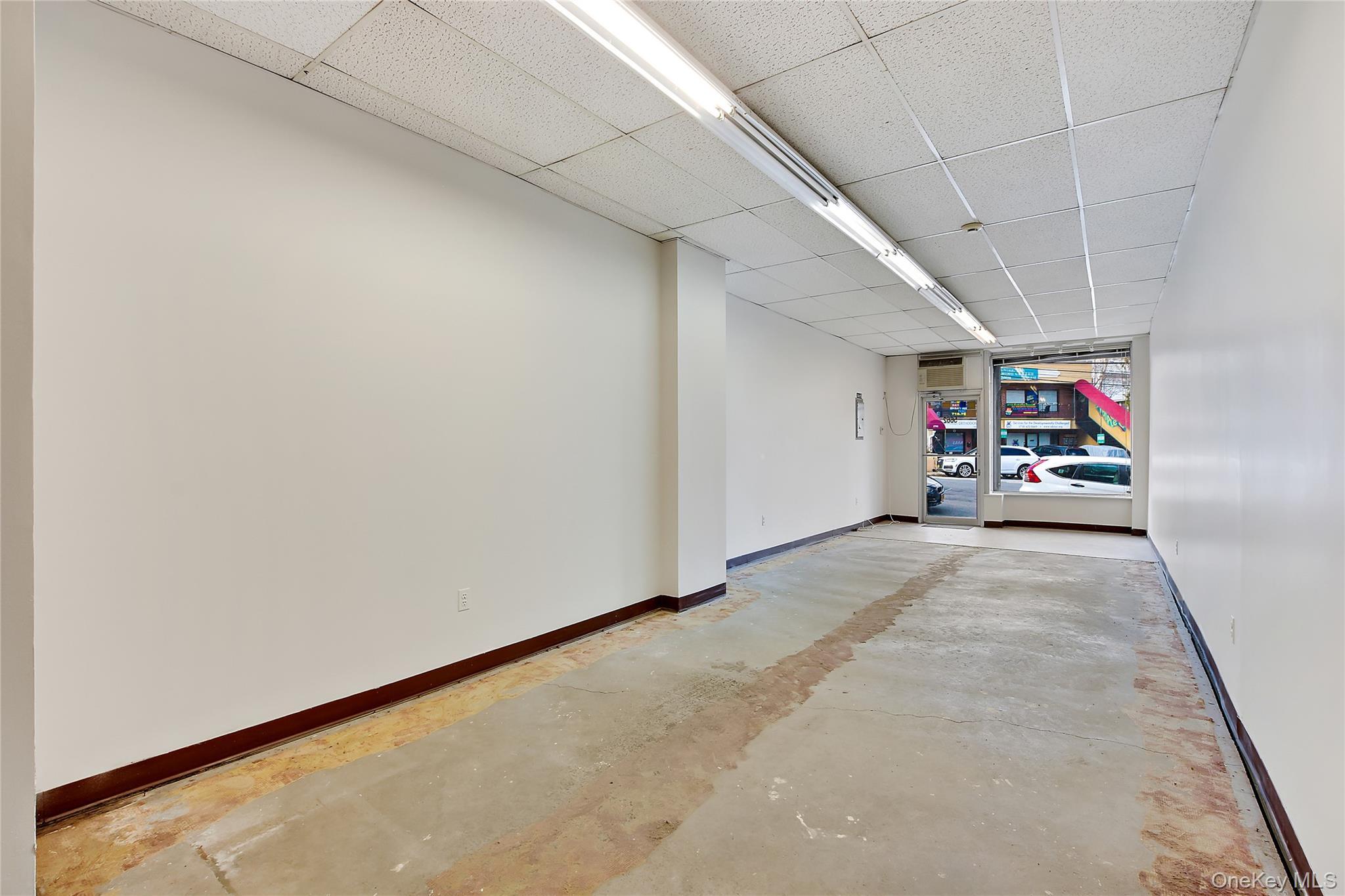Commercial Lease Mosholu Avenue  Bronx, NY 10471, MLS-1047974-3