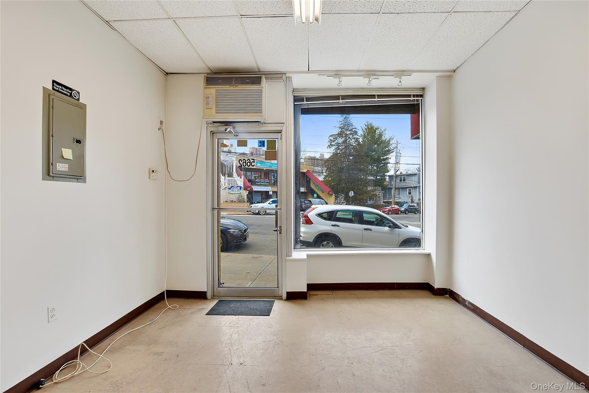 Commercial Lease Mosholu Avenue  Bronx, NY 10471, MLS-1047974-5