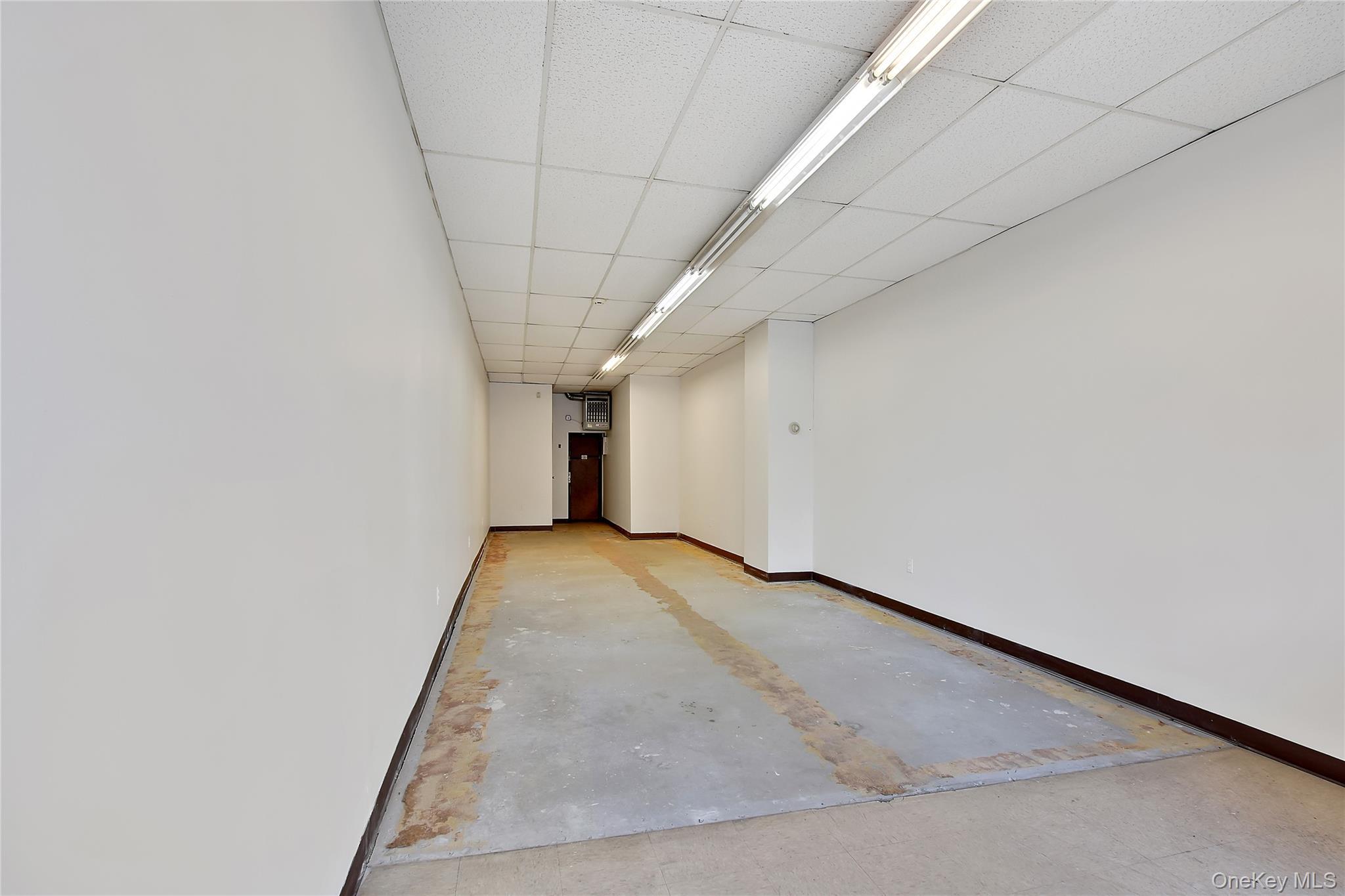 Commercial Lease Mosholu Avenue  Bronx, NY 10471, MLS-1047974-7