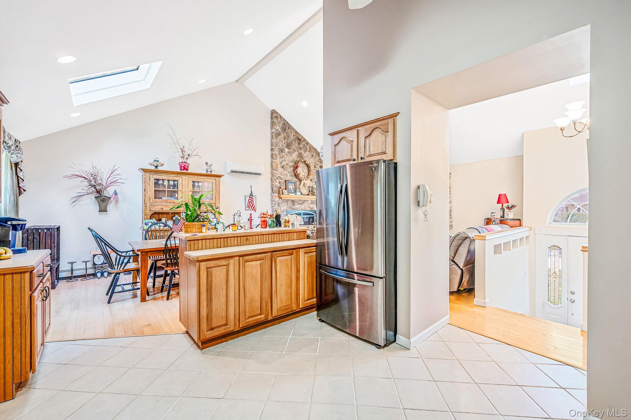 Single Family Chen Court  Suffolk County, NY 11953, MLS-1047975-18