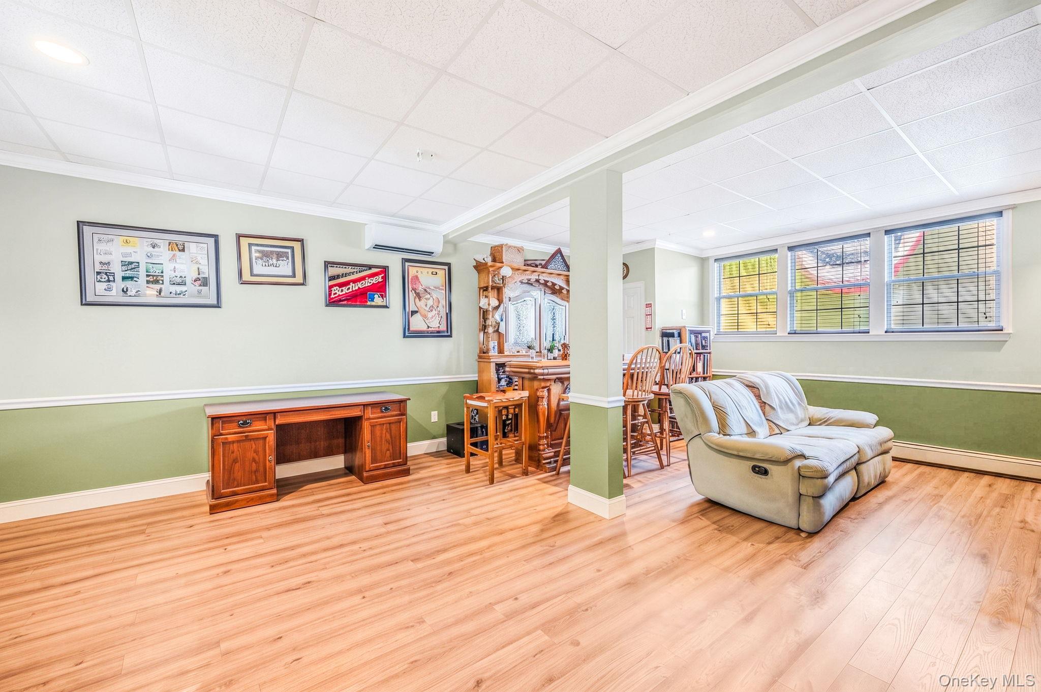 Single Family Chen Court  Suffolk County, NY 11953, MLS-1047975-37
