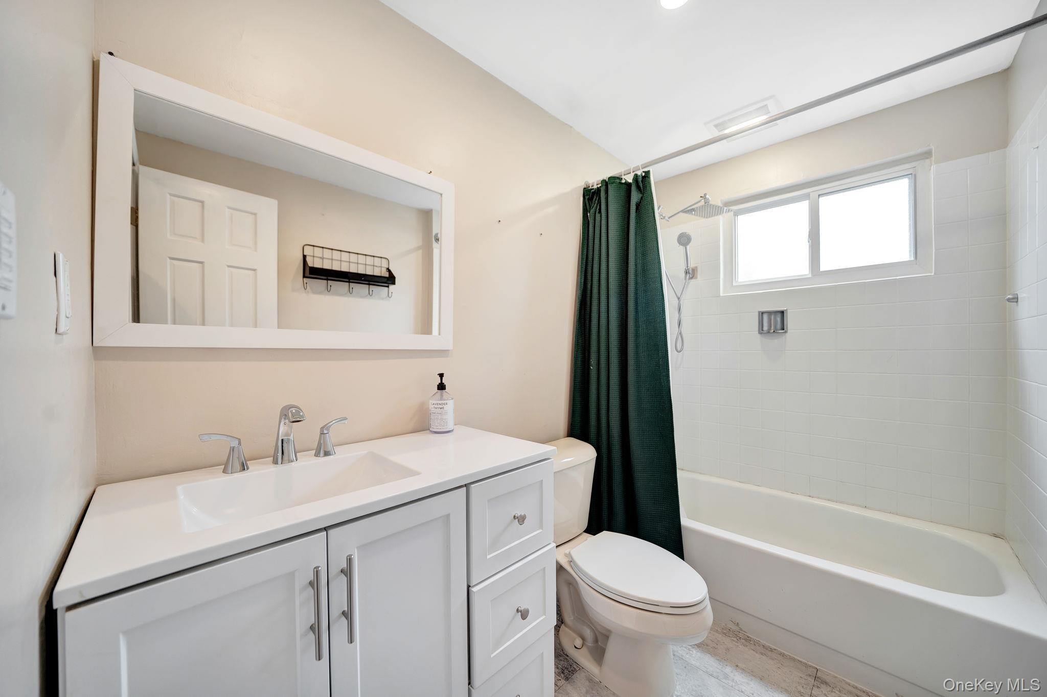 Single Family N Oak Street Nassau County, NY 11758, MLS-1047976-13