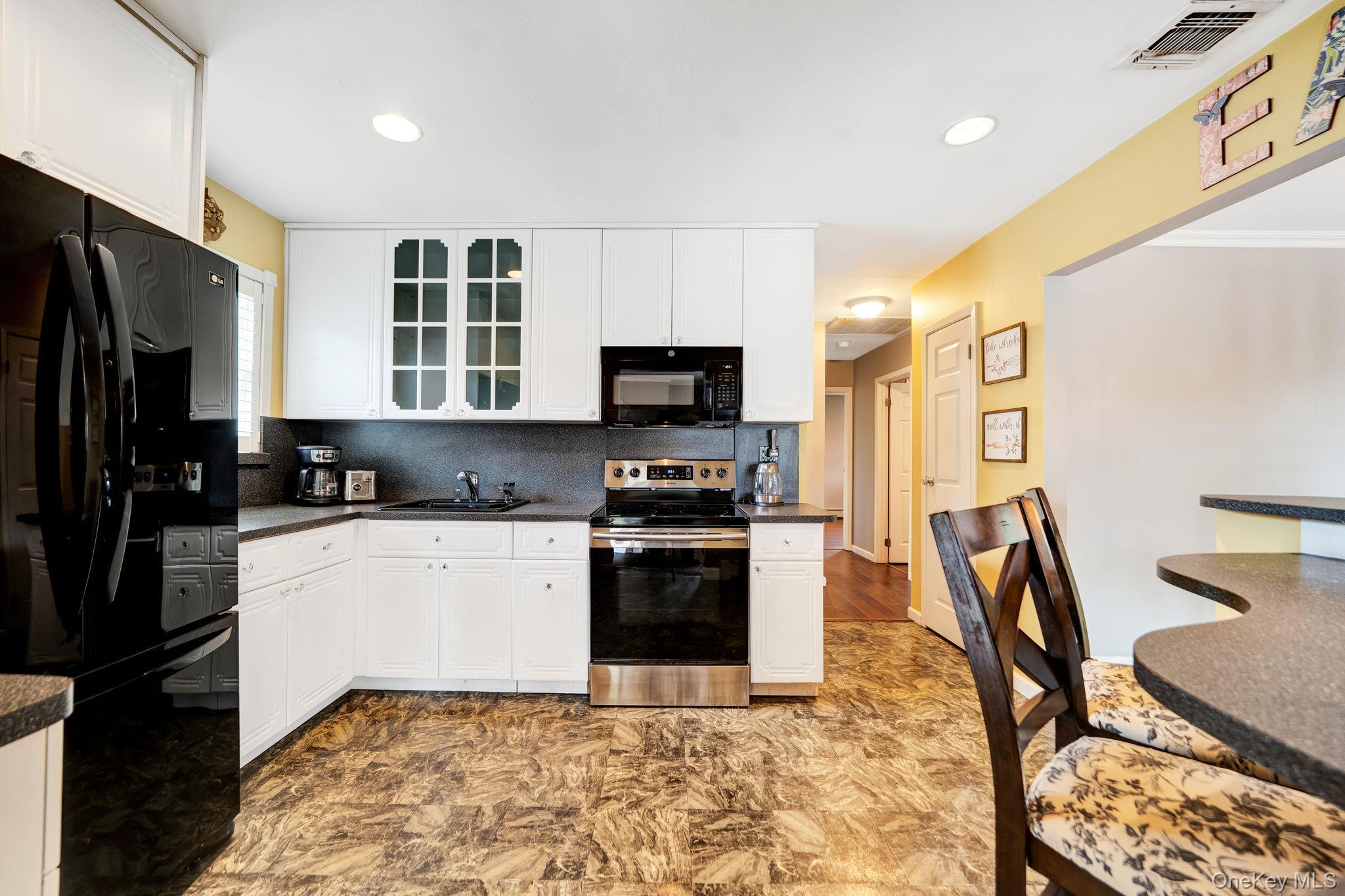 Single Family N Oak Street Nassau County, NY 11758, MLS-1047976-24