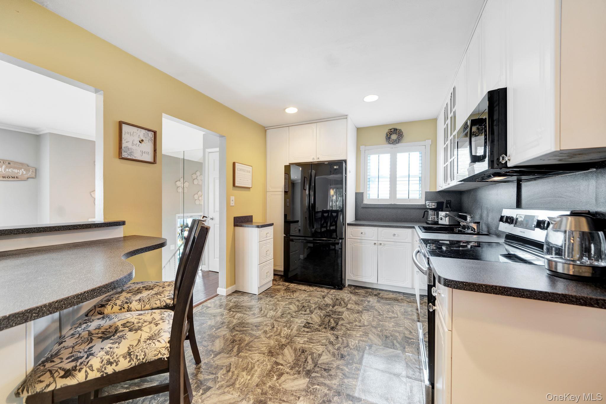 Single Family N Oak Street Nassau County, NY 11758, MLS-1047976-26