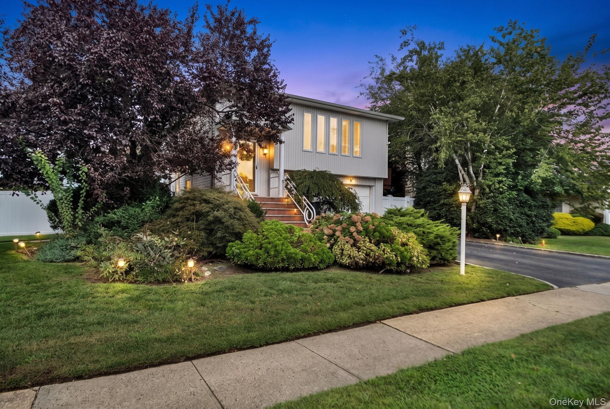 Single Family N Oak Street Nassau County, NY 11758, MLS-1047976-3