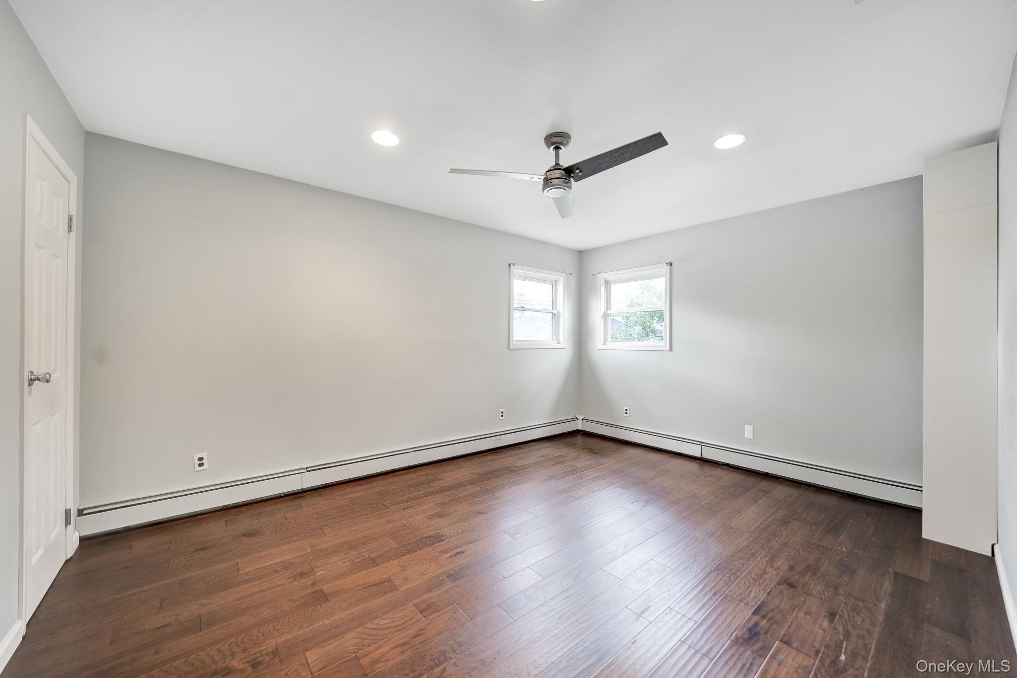 Single Family N Oak Street Nassau County, NY 11758, MLS-1047976-31