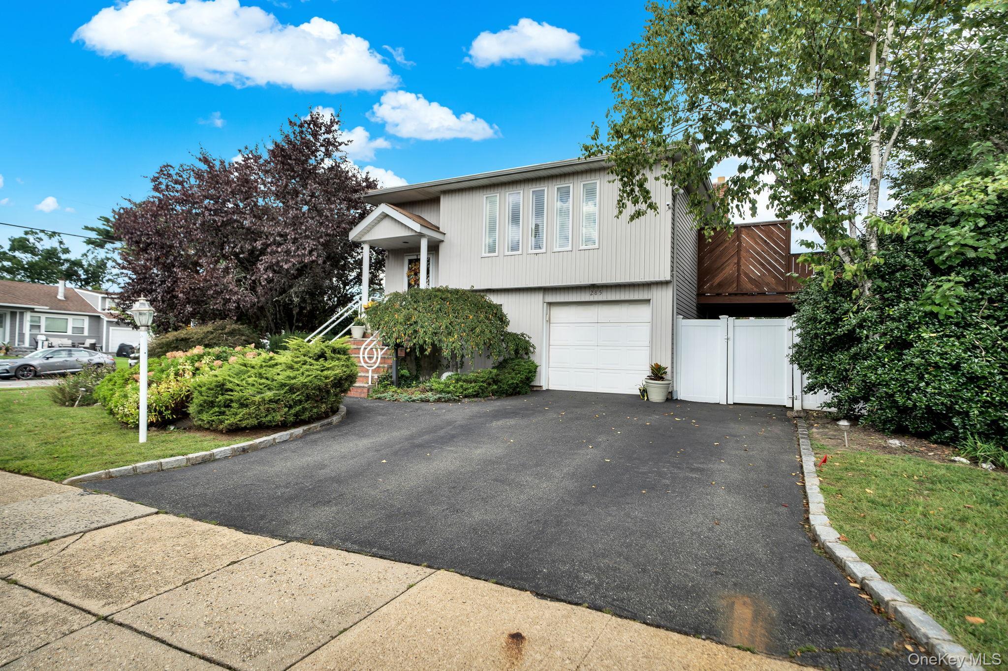 Single Family N Oak Street Nassau County, NY 11758, MLS-1047976-38