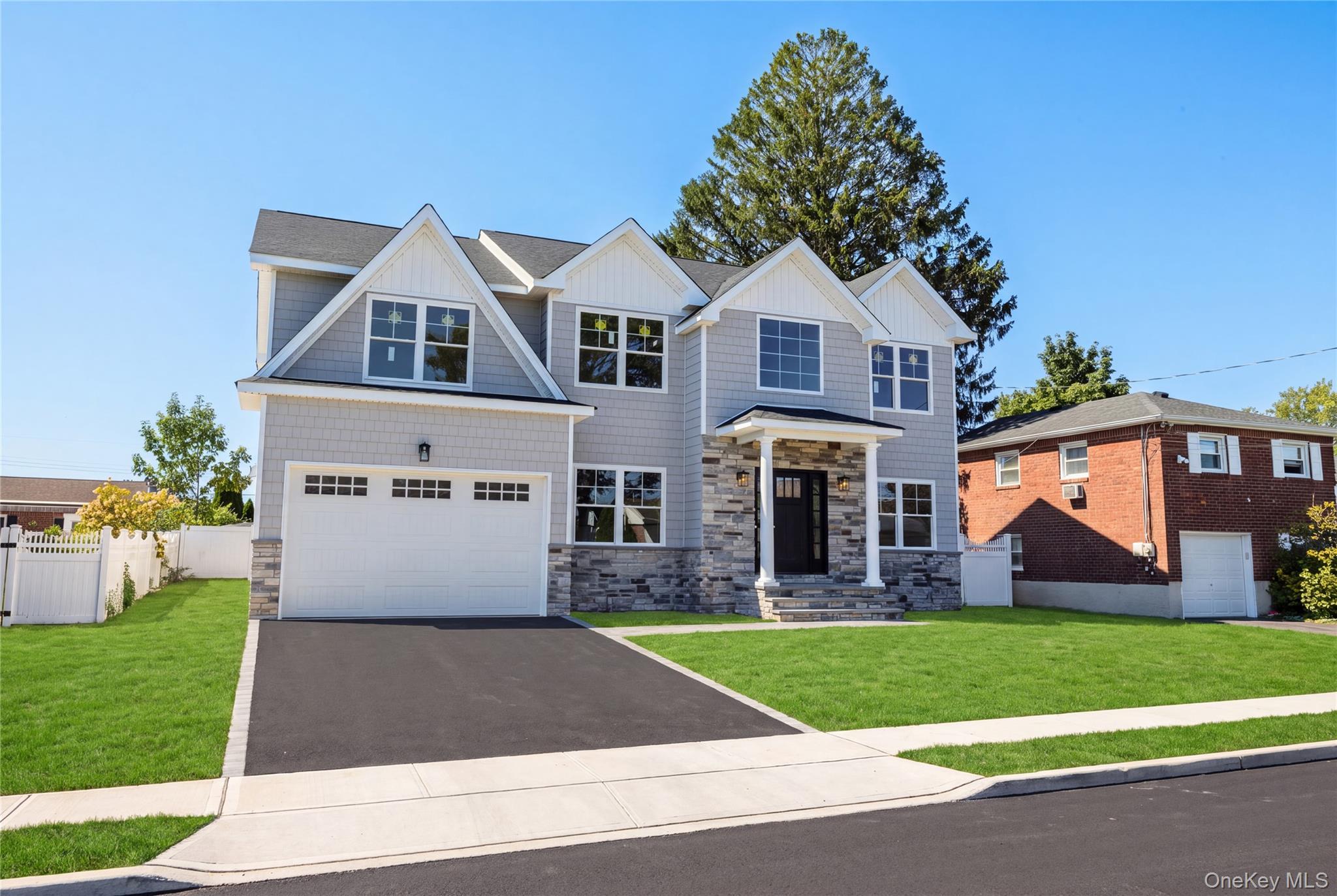 Single Family Broadway  Nassau County, NY 11762, MLS-1047977-2