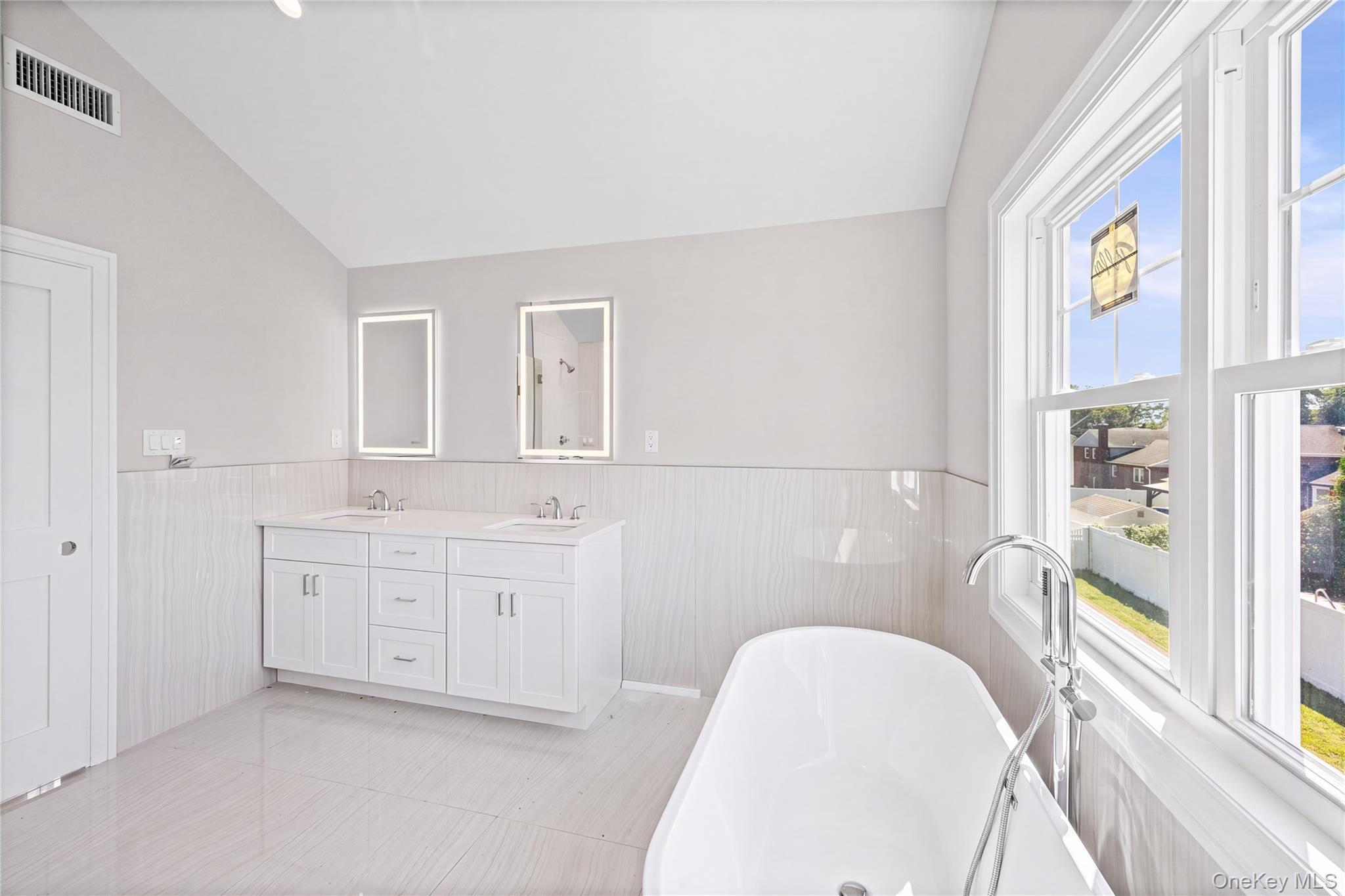 Single Family Broadway  Nassau County, NY 11762, MLS-1047977-31