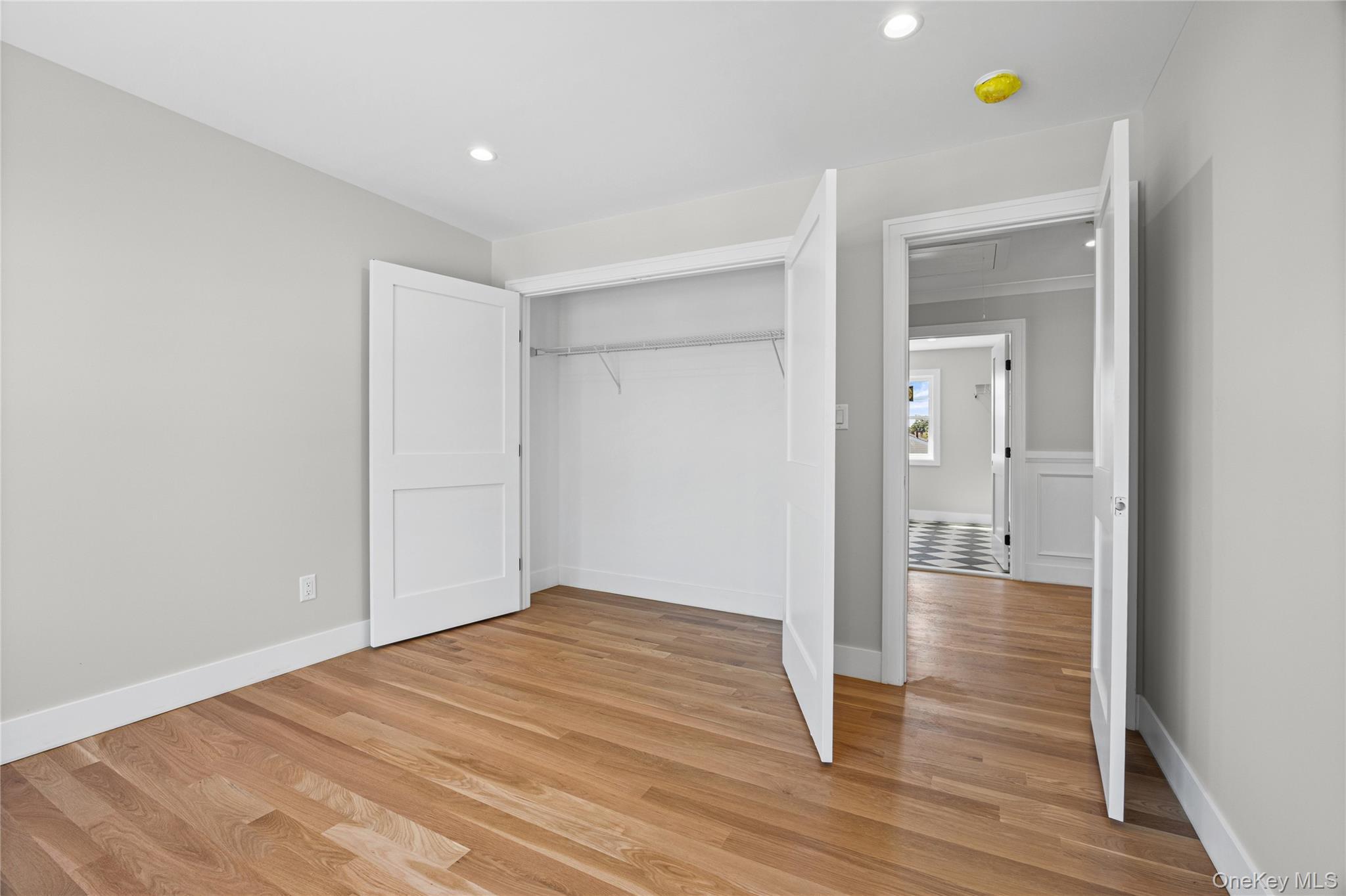 Single Family Broadway  Nassau County, NY 11762, MLS-1047977-34