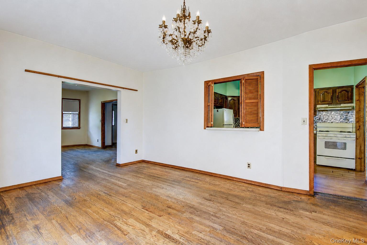 Single Family 221st Street Queens, NY 11361, MLS-1047983-19