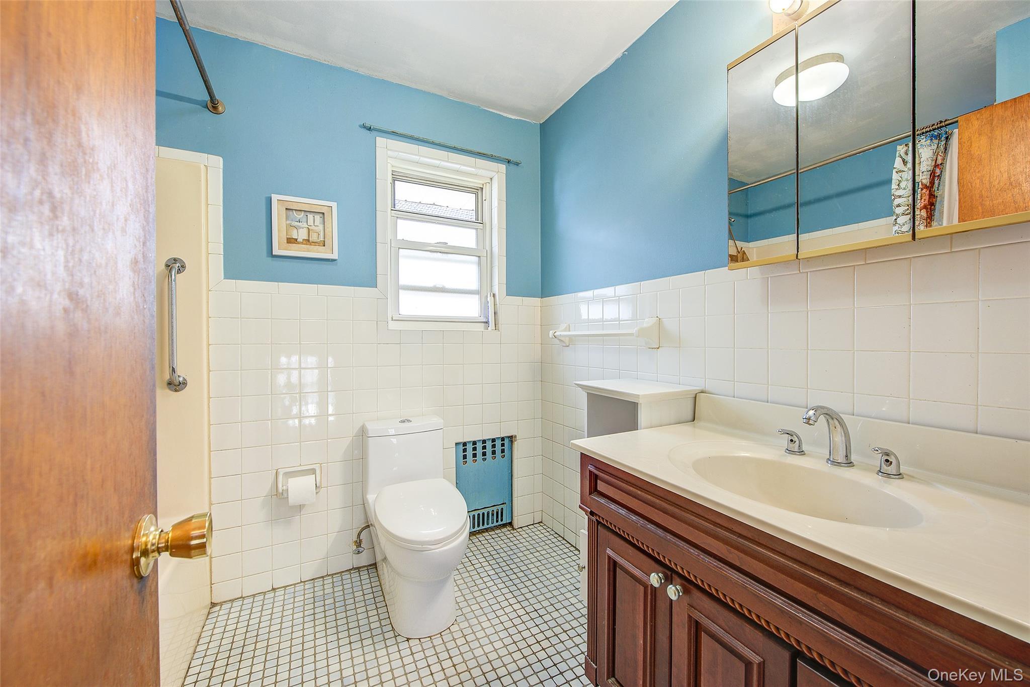Single Family 221st Street Queens, NY 11361, MLS-1047983-28