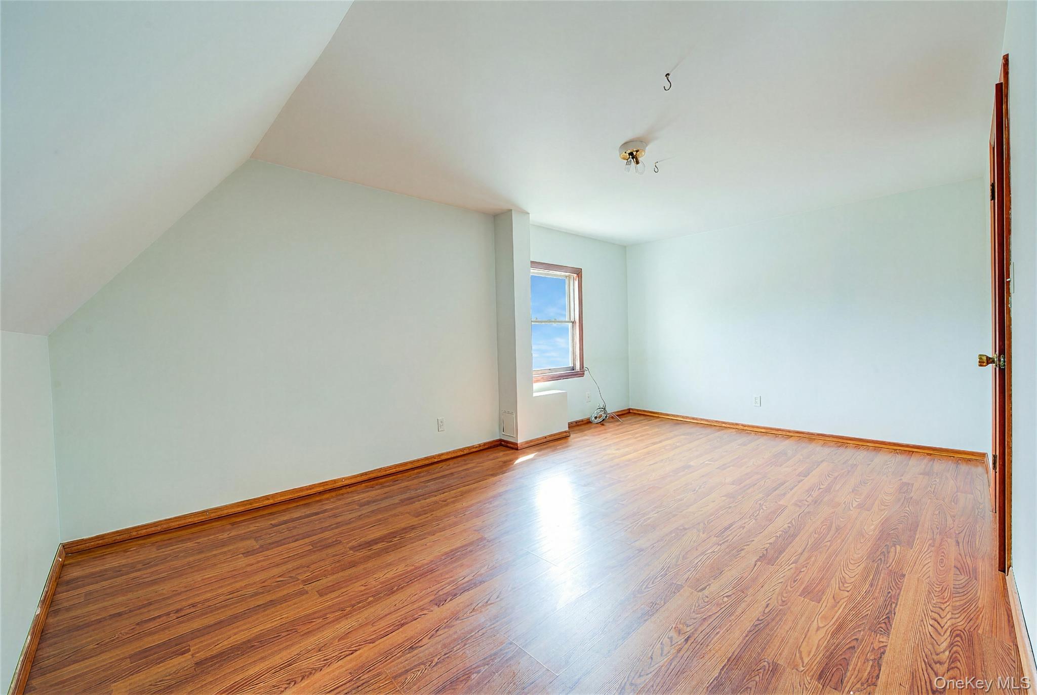 Single Family 221st Street Queens, NY 11361, MLS-1047983-42