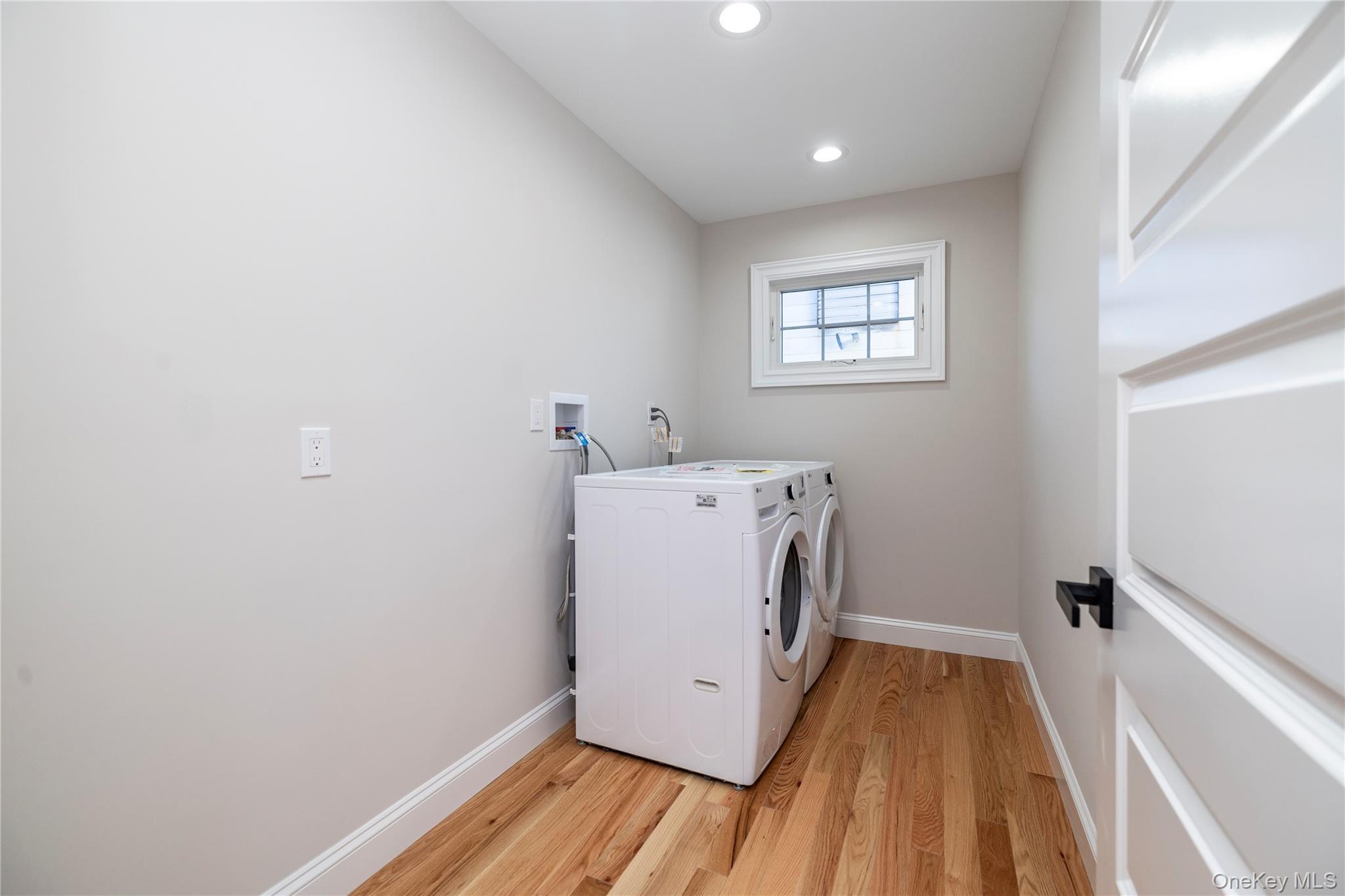 Single Family Gerard Avenue W  Nassau County, NY 11565, MLS-1048003-27