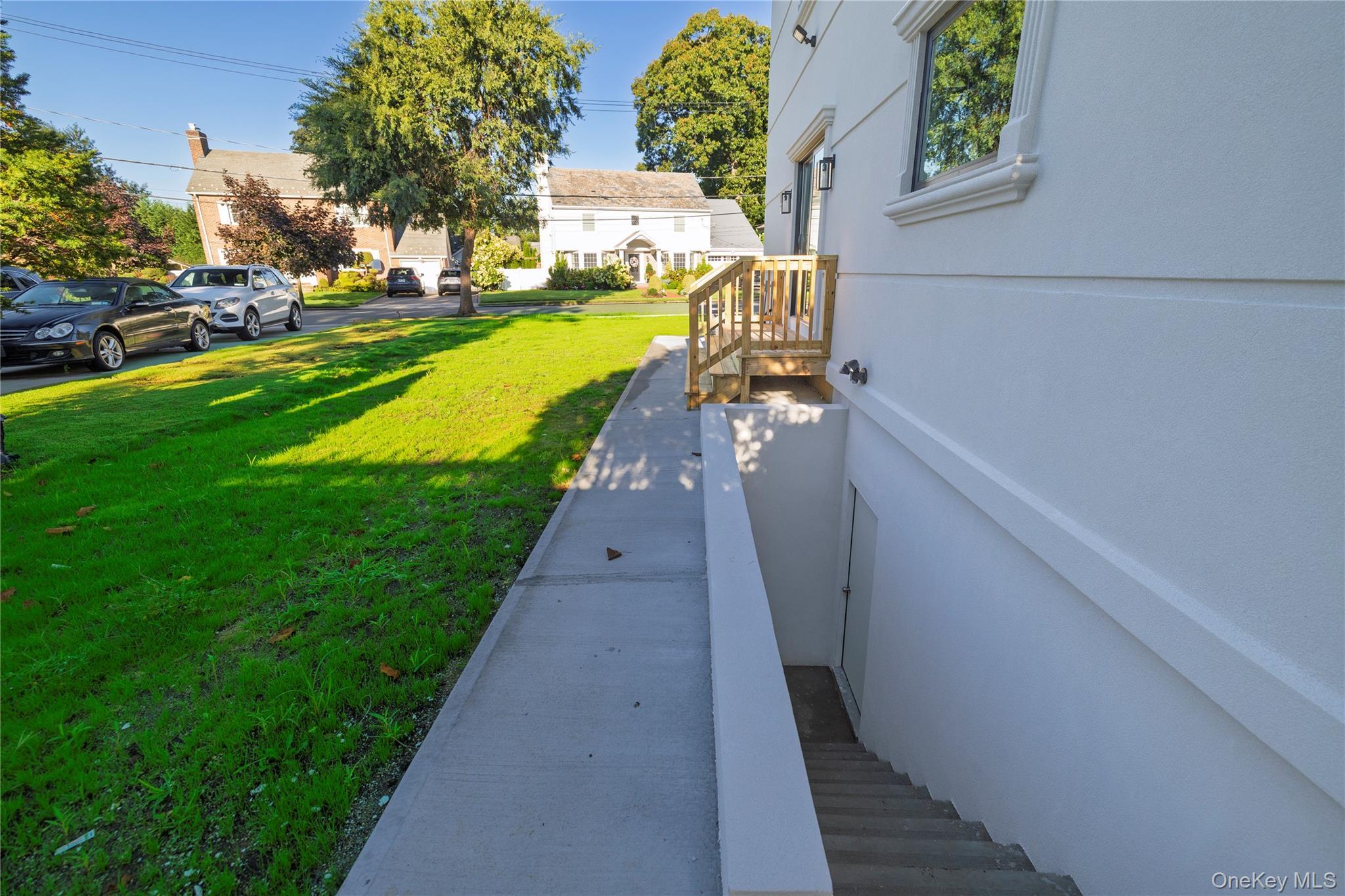 Single Family Gerard Avenue W  Nassau County, NY 11565, MLS-1048003-30