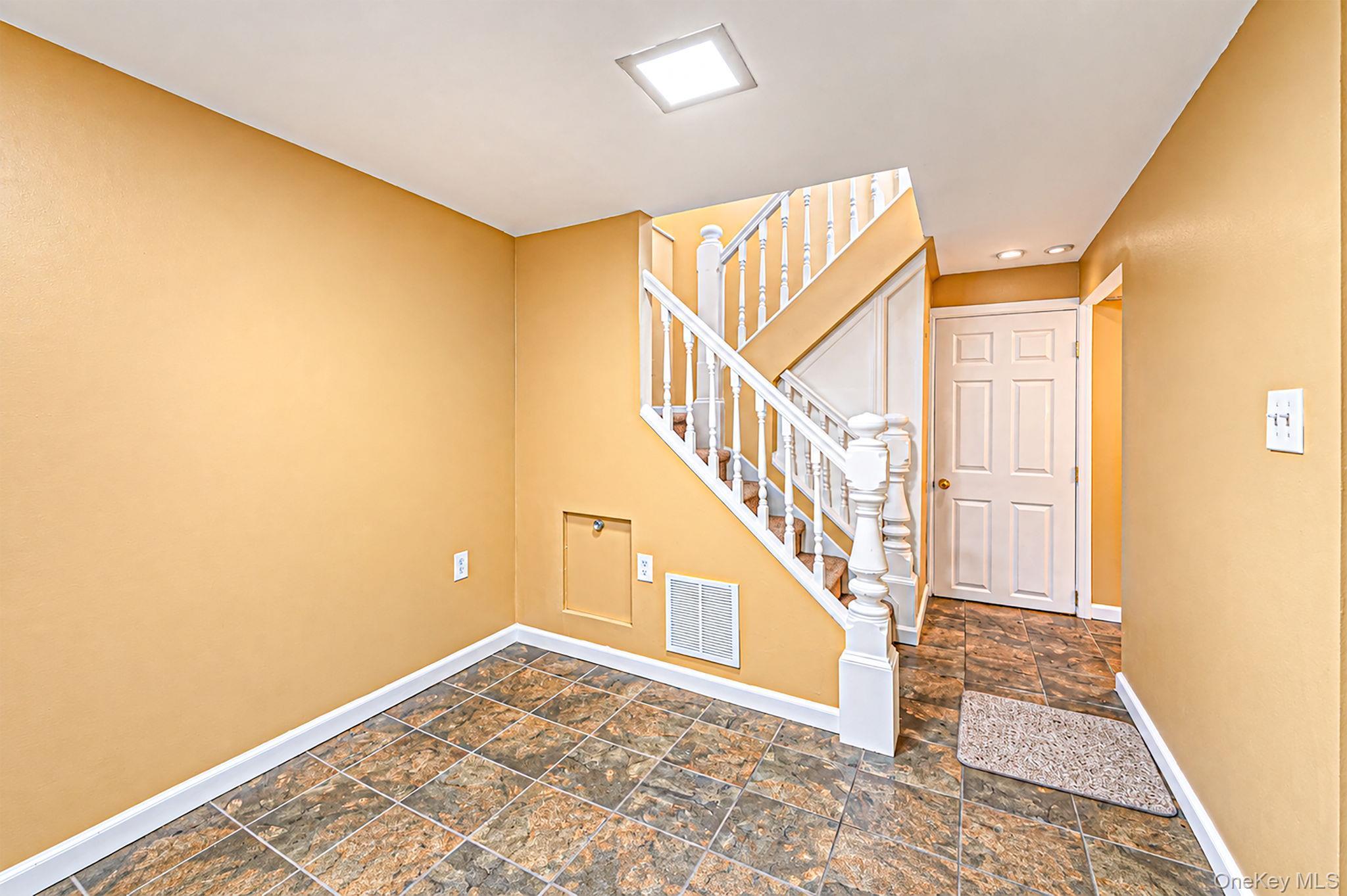 Single Family Willets Drive Nassau County, NY 11791, MLS-1048009-26