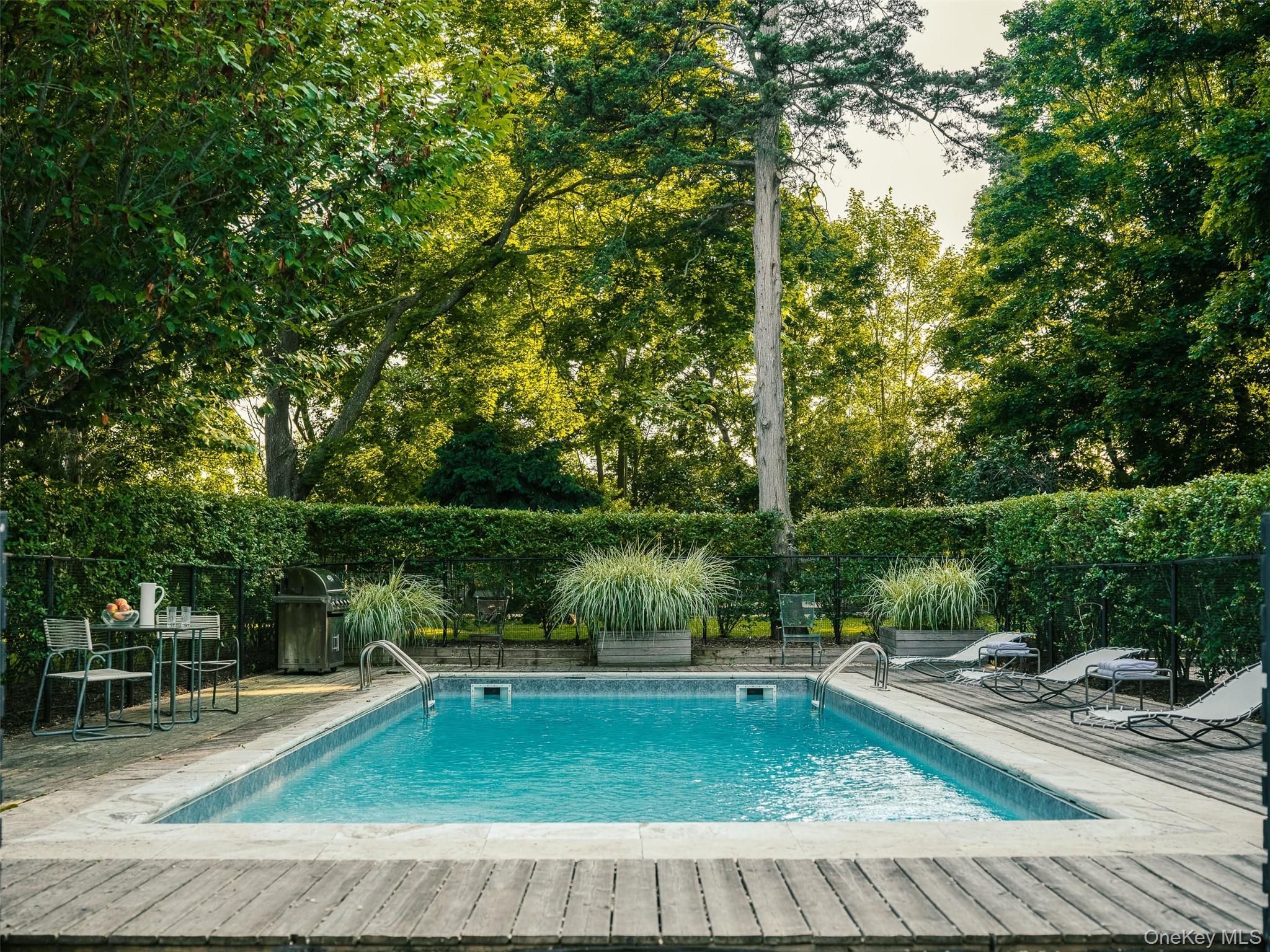 Single Family Indian Neck Lane Suffolk County, NY 11958, MLS-1048014-28