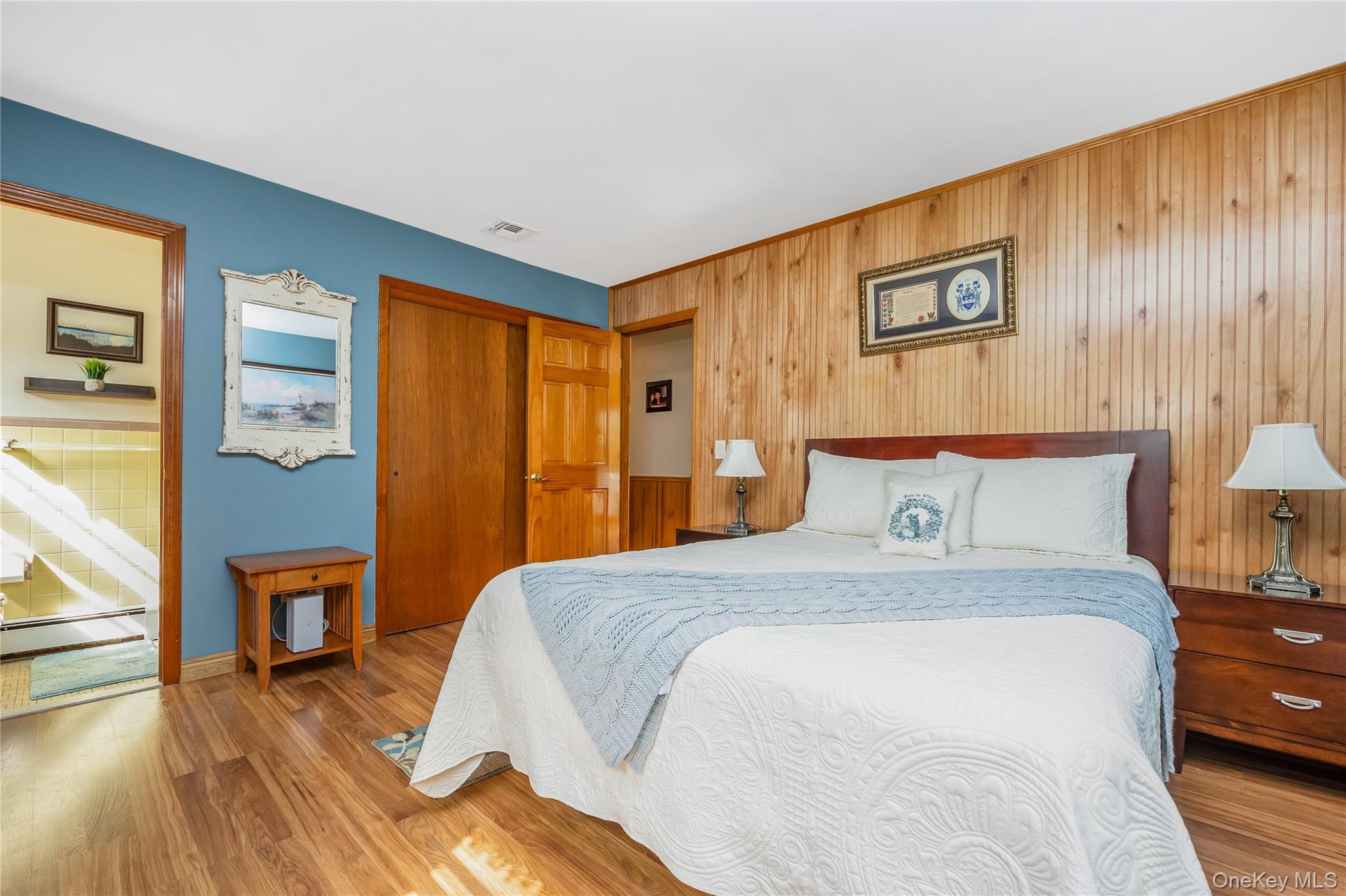 Single Family Jaycox Avenue Suffolk County, NY 11751, MLS-1048018-19