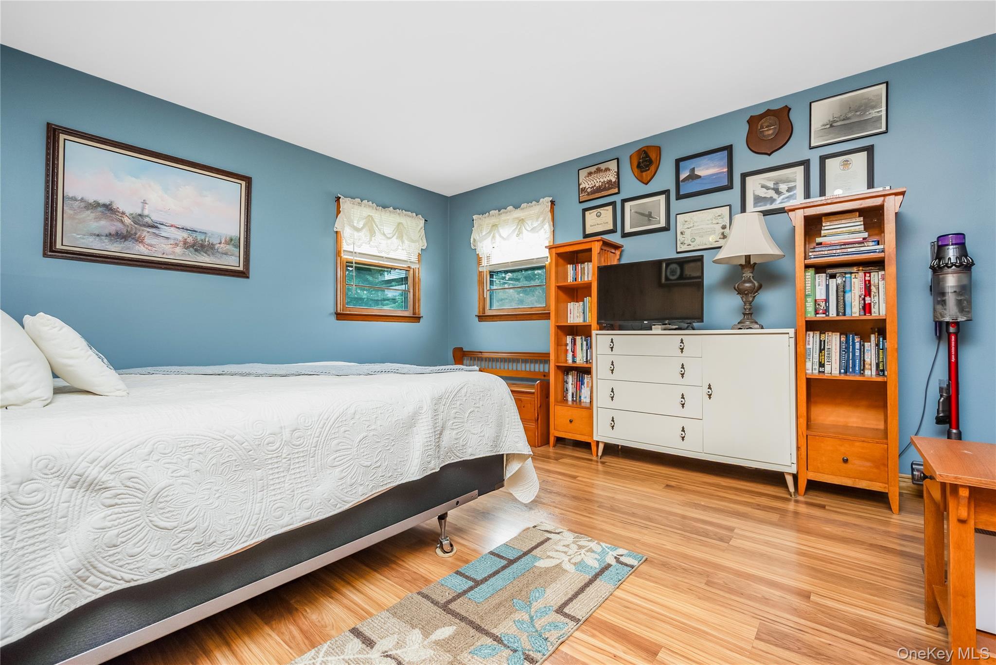 Single Family Jaycox Avenue Suffolk County, NY 11751, MLS-1048018-21