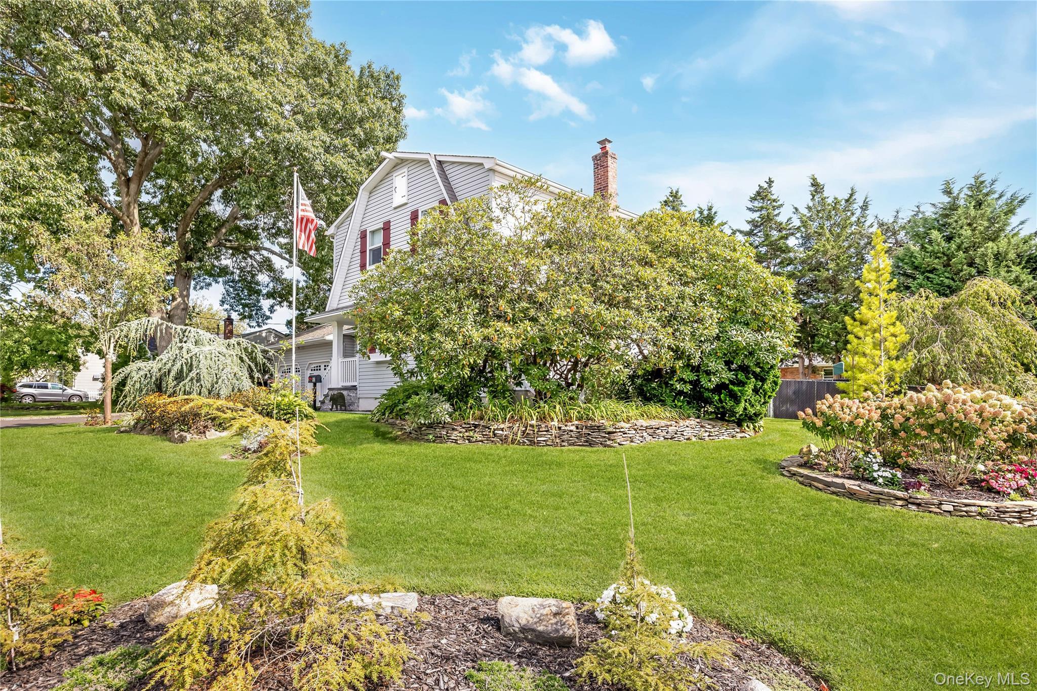 Single Family Jaycox Avenue Suffolk County, NY 11751, MLS-1048018-33