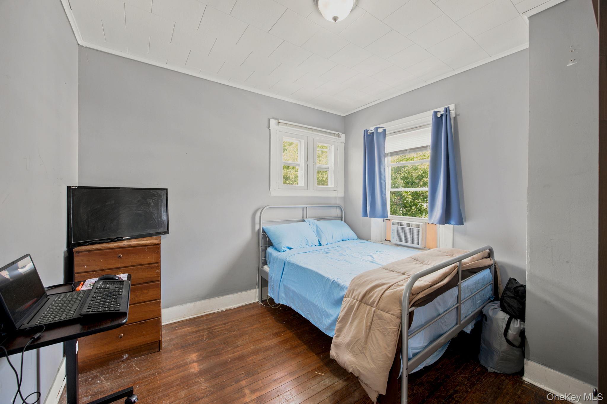 Single Family 92nd Avenue  Queens, NY 11421, MLS-1048019-19