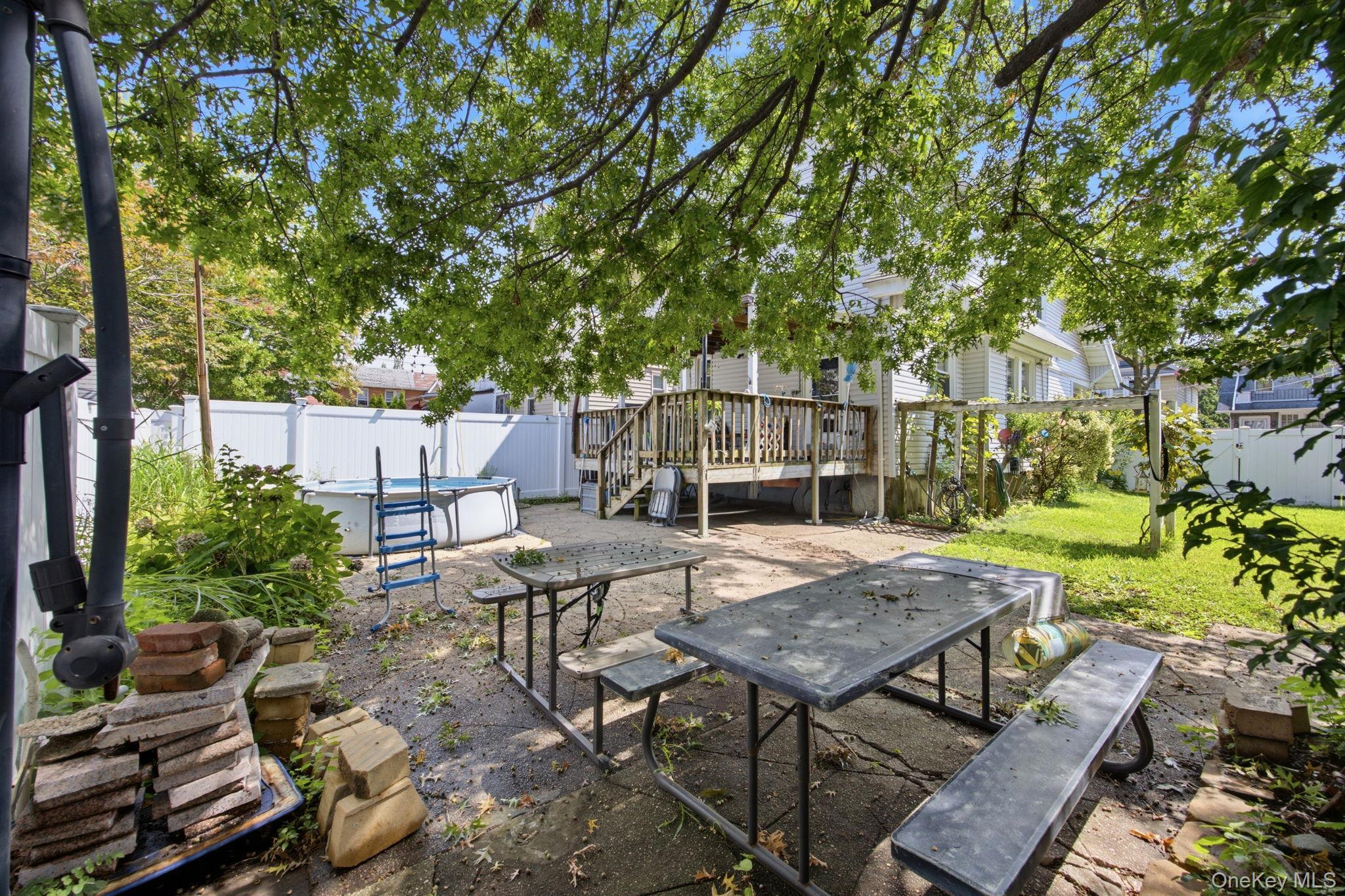 Single Family 92nd Avenue  Queens, NY 11421, MLS-1048019-28